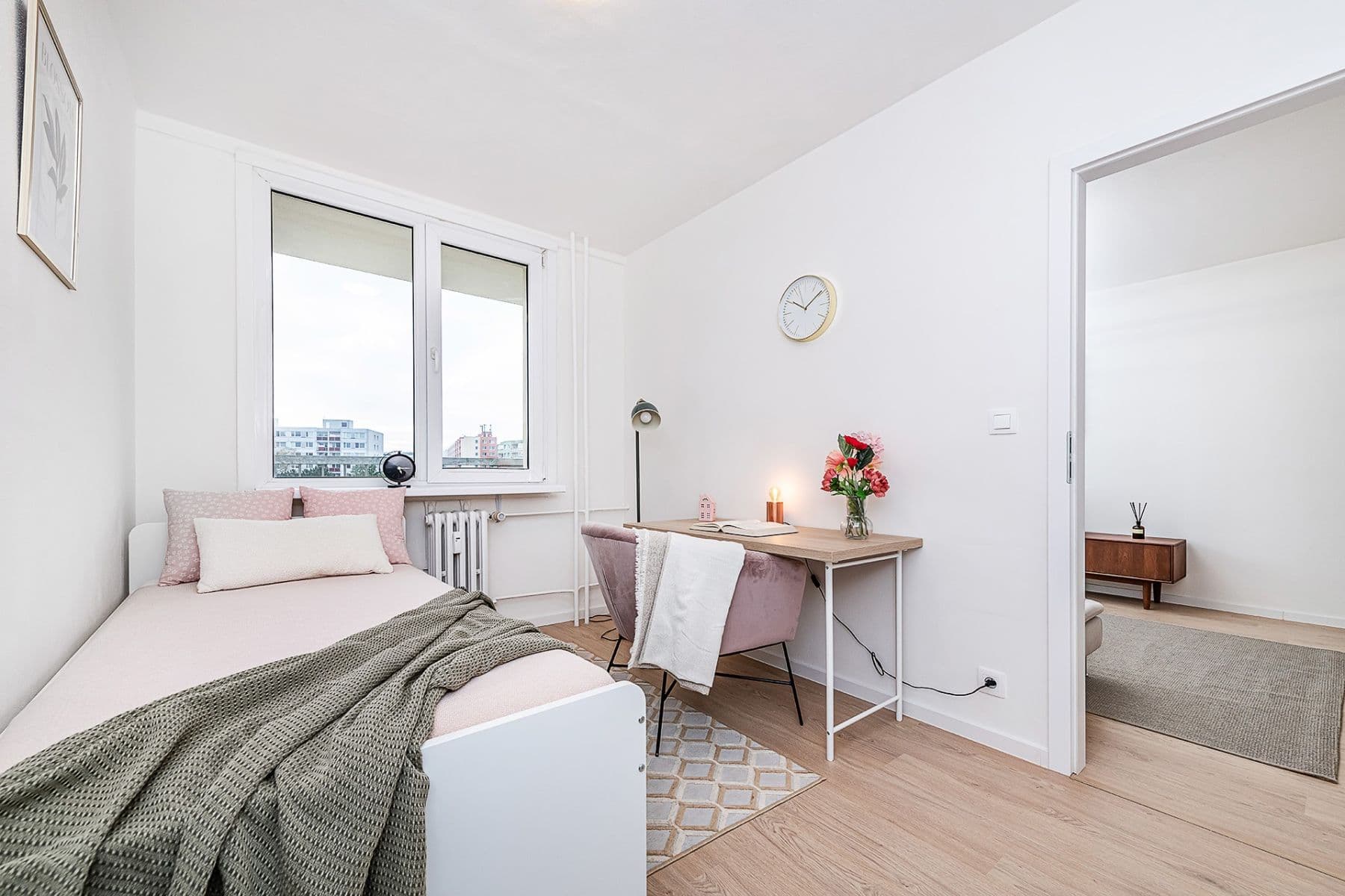 3 bedroom with open-plan kitchen flat for sale, 80 m², Parmská, Prague, Prague 3 bedroom with open-plan kitchen flat for sale, 80 m², Parmská, Prague, Prague