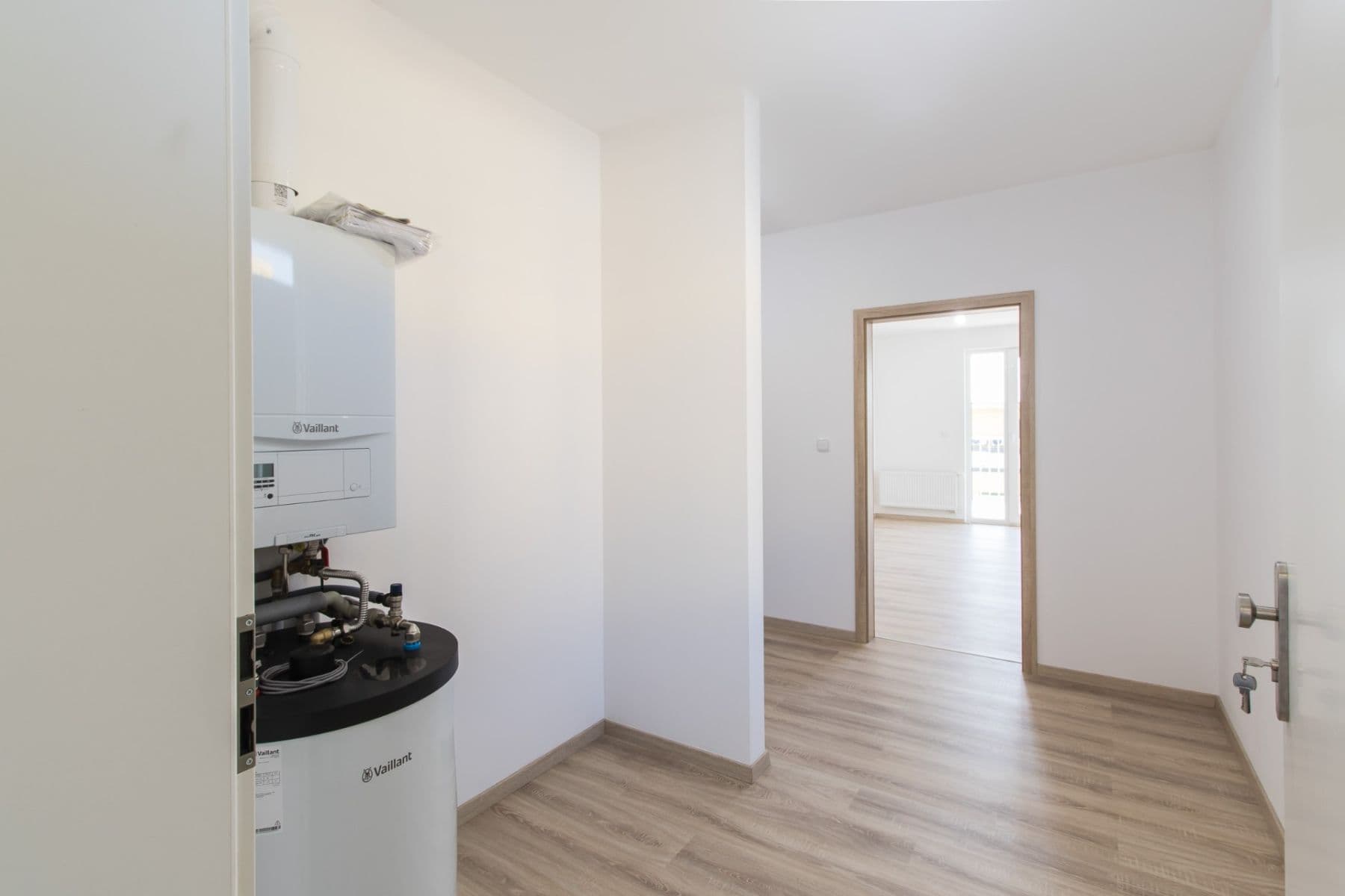 3 bedroom with open-plan kitchen flat for sale, 88 m², Mochovská, Prague, Prague 3 bedroom with open-plan kitchen flat for sale, 88 m², Mochovská, Prague, Prague