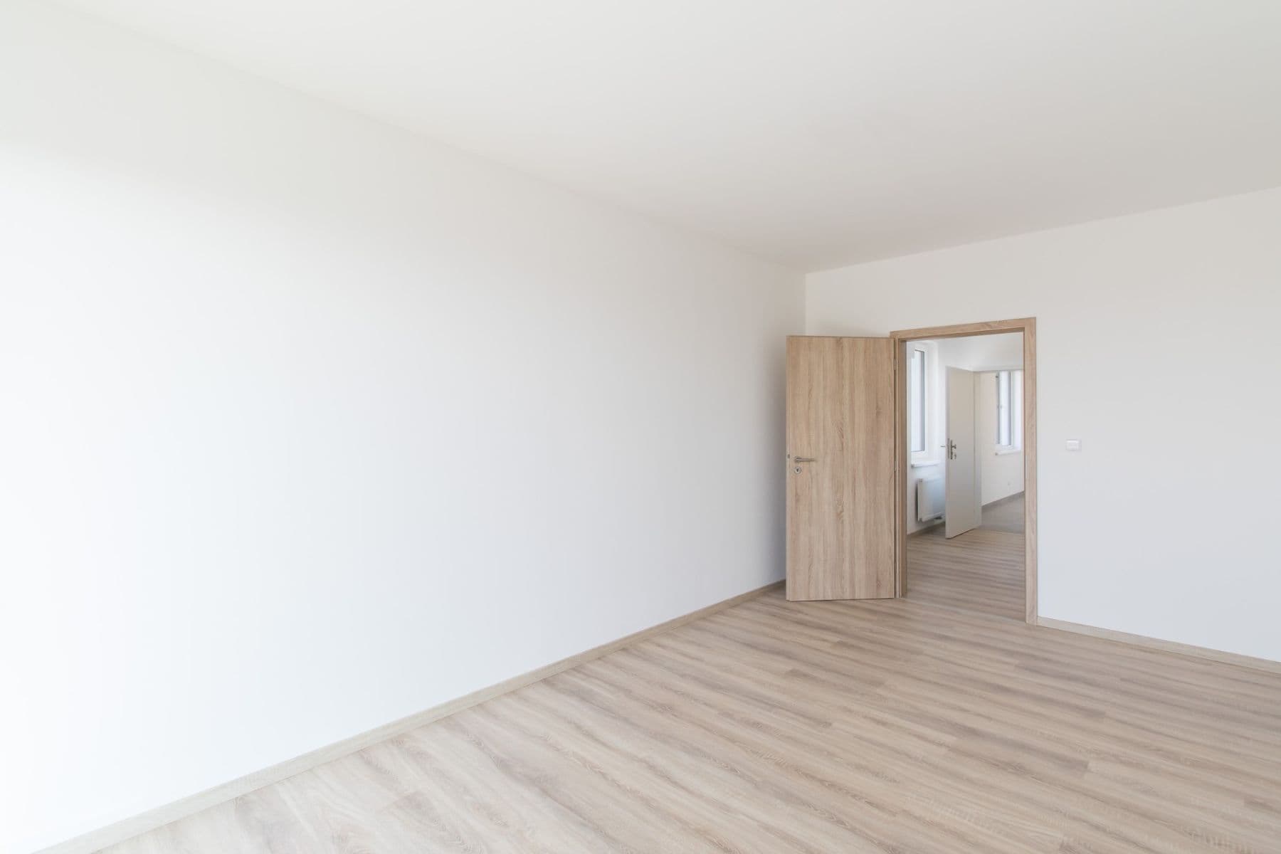 3 bedroom with open-plan kitchen flat for sale, 88 m², Mochovská, Prague, Prague 3 bedroom with open-plan kitchen flat for sale, 88 m², Mochovská, Prague, Prague