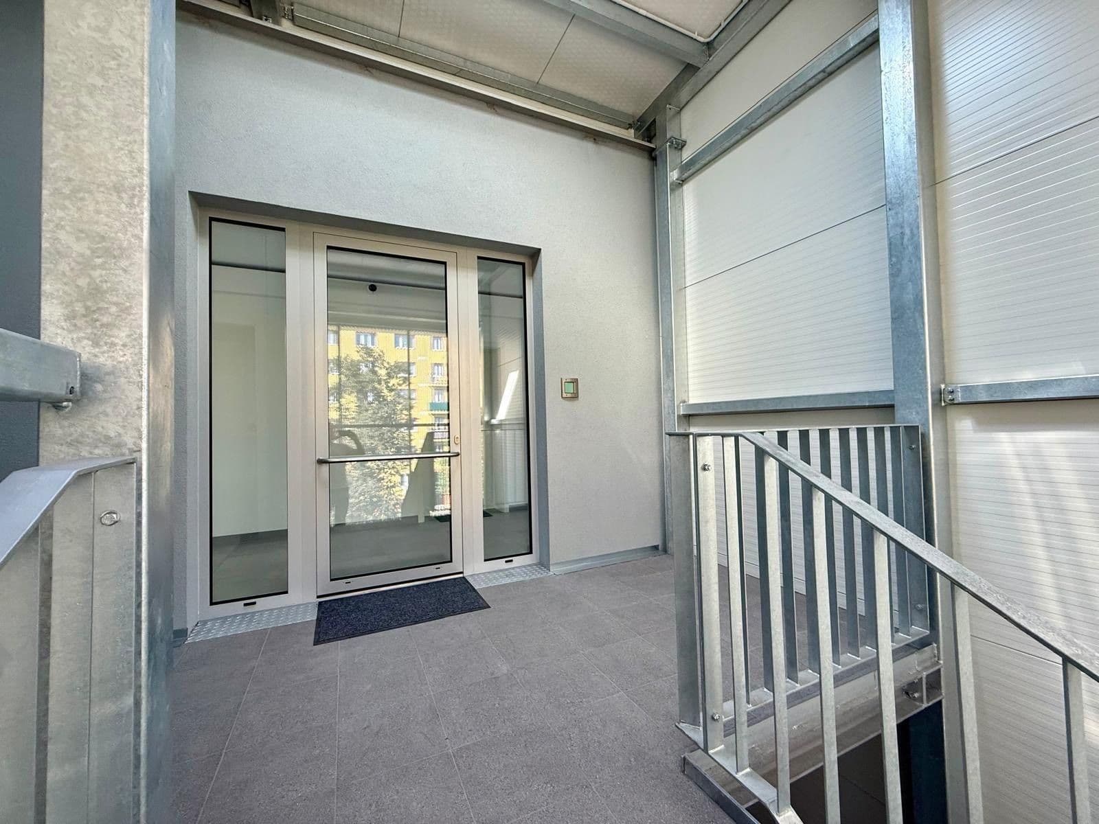 3 bedroom with open-plan kitchen flat for sale, 88 m², Mochovská, Prague, Prague 3 bedroom with open-plan kitchen flat for sale, 88 m², Mochovská, Prague, Prague