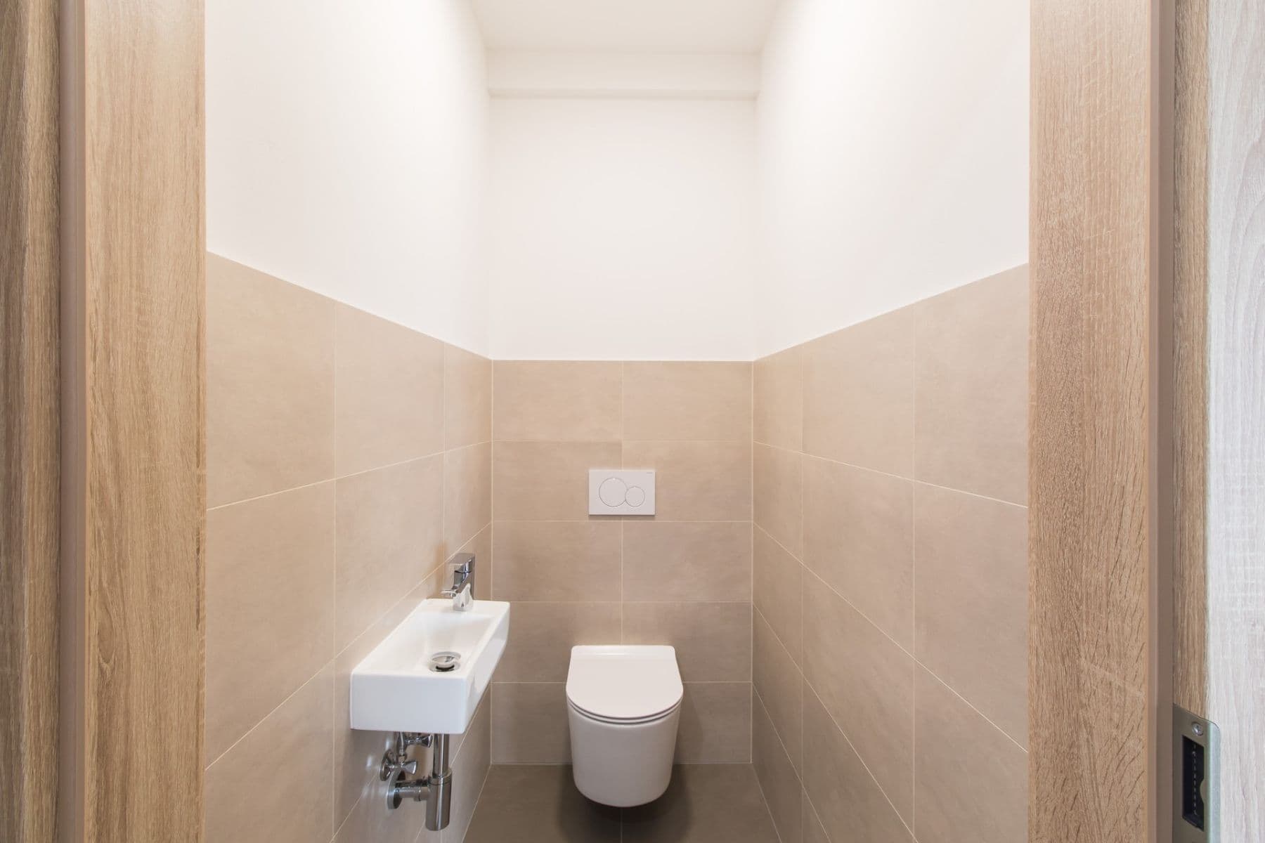 3 bedroom with open-plan kitchen flat for sale, 88 m², Mochovská, Prague, Prague 3 bedroom with open-plan kitchen flat for sale, 88 m², Mochovská, Prague, Prague