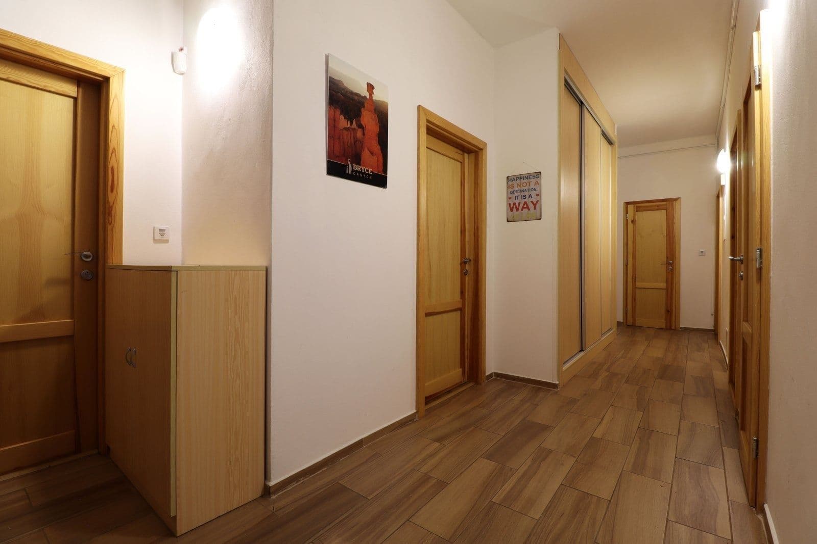 4 bedroom flat to rent, 105 m², U smaltovny, Prague, Prague 4 bedroom flat to rent, 105 m², U smaltovny, Prague, Prague