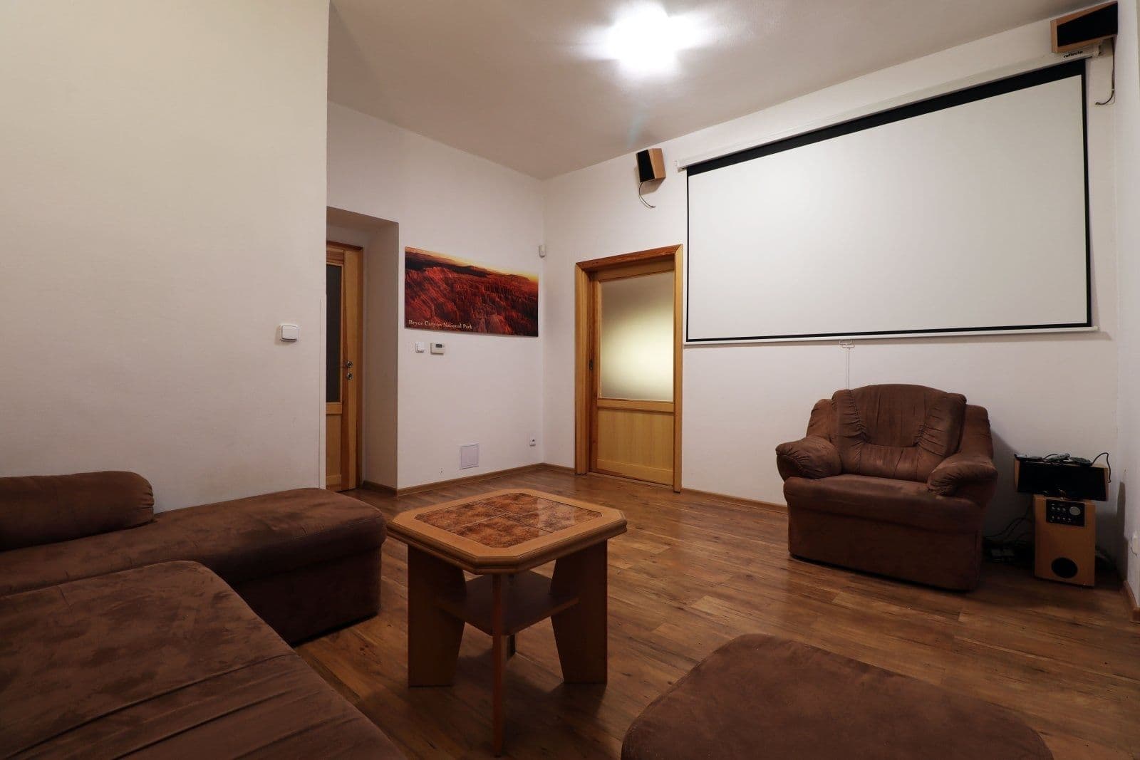 4 bedroom flat to rent, 105 m², U smaltovny, Prague, Prague 4 bedroom flat to rent, 105 m², U smaltovny, Prague, Prague