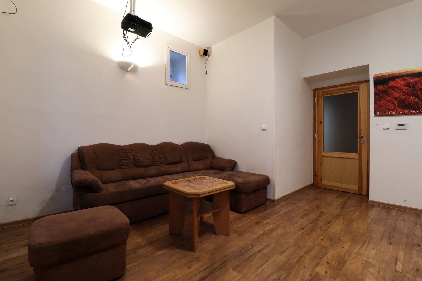 4 bedroom flat to rent, 105 m², U smaltovny, Prague, Prague 4 bedroom flat to rent, 105 m², U smaltovny, Prague, Prague