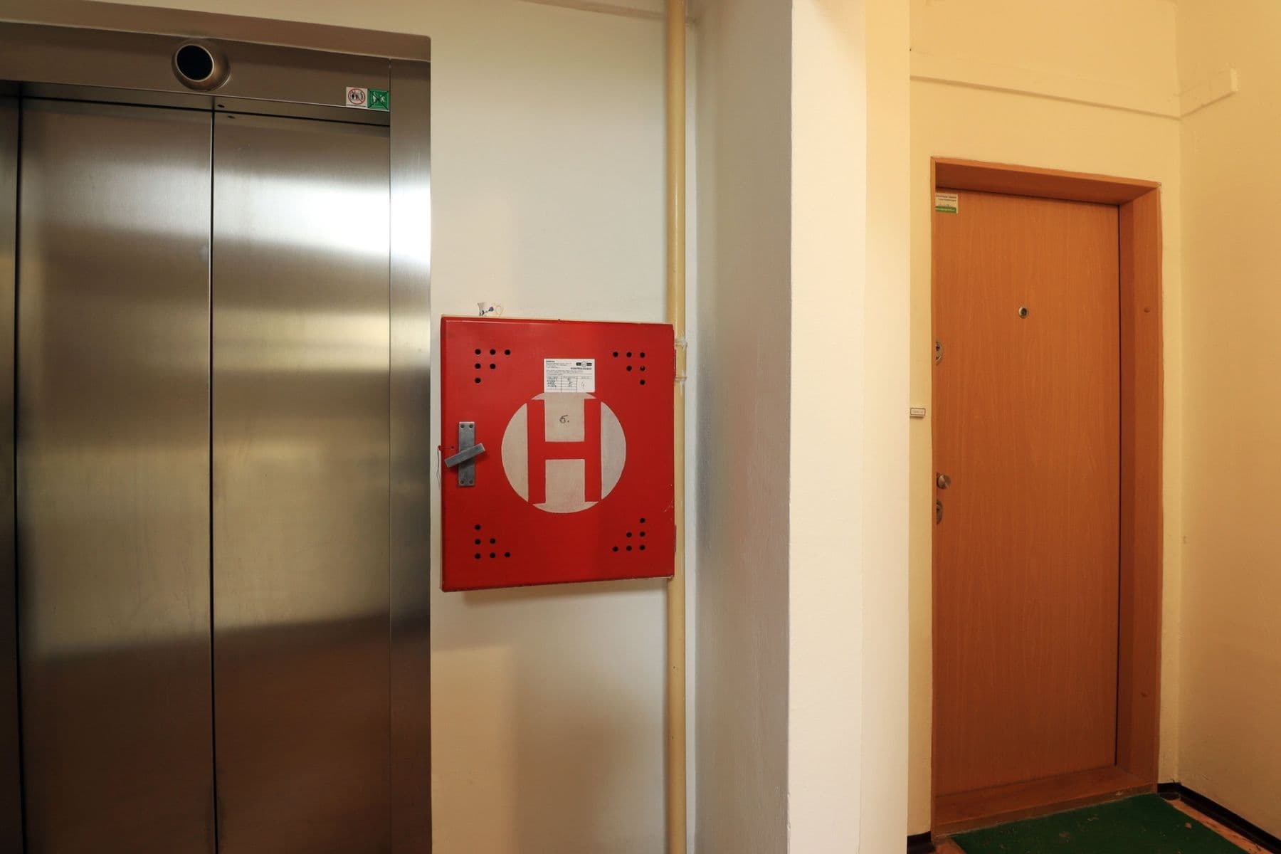 Studio flat to rent, 29 m², Semická, Prague, Prague Studio flat to rent, 29 m², Semická, Prague, Prague