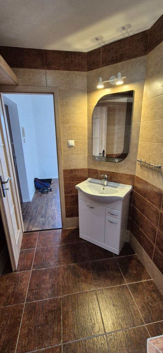 3 bedroom flat to rent, 55 m², Jazmínová, Košice - mestská časť Západ, Košický Region 3 bedroom flat to rent, 55 m², Jazmínová, Košice - mestská časť Západ, Košický Region