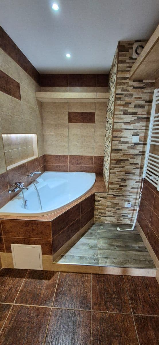 3 bedroom flat to rent, 55 m², Jazmínová, Košice - mestská časť Západ, Košický Region 3 bedroom flat to rent, 55 m², Jazmínová, Košice - mestská časť Západ, Košický Region