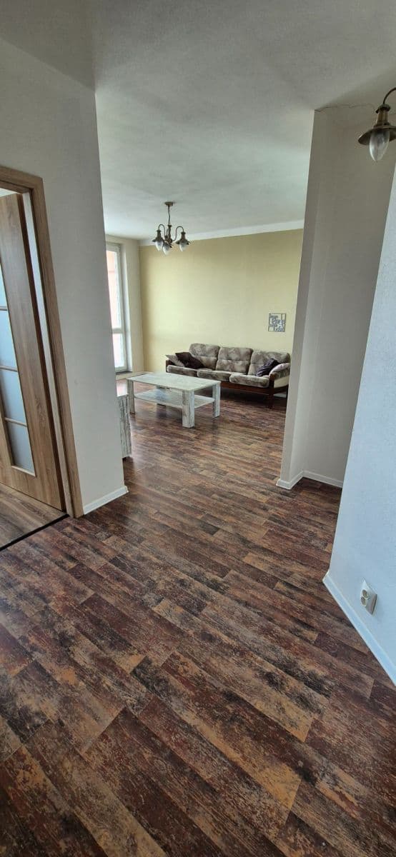3 bedroom flat to rent, 55 m², Jazmínová, Košice - mestská časť Západ, Košický Region 3 bedroom flat to rent, 55 m², Jazmínová, Košice - mestská časť Západ, Košický Region
