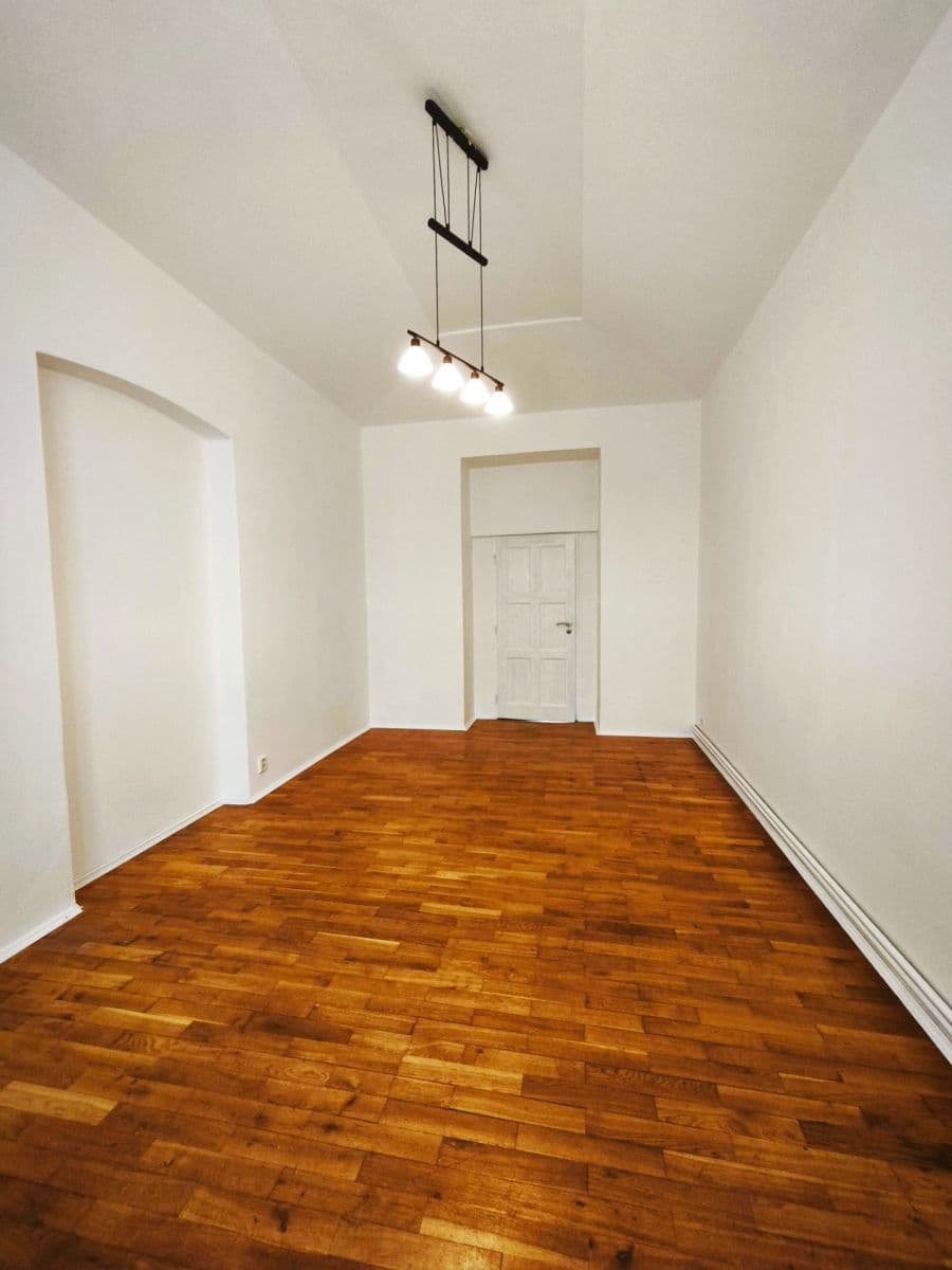 2 bedroom with open-plan kitchen flat to rent, 70 m², Cimburkova, Prague, Prague 2 bedroom with open-plan kitchen flat to rent, 70 m², Cimburkova, Prague, Prague
