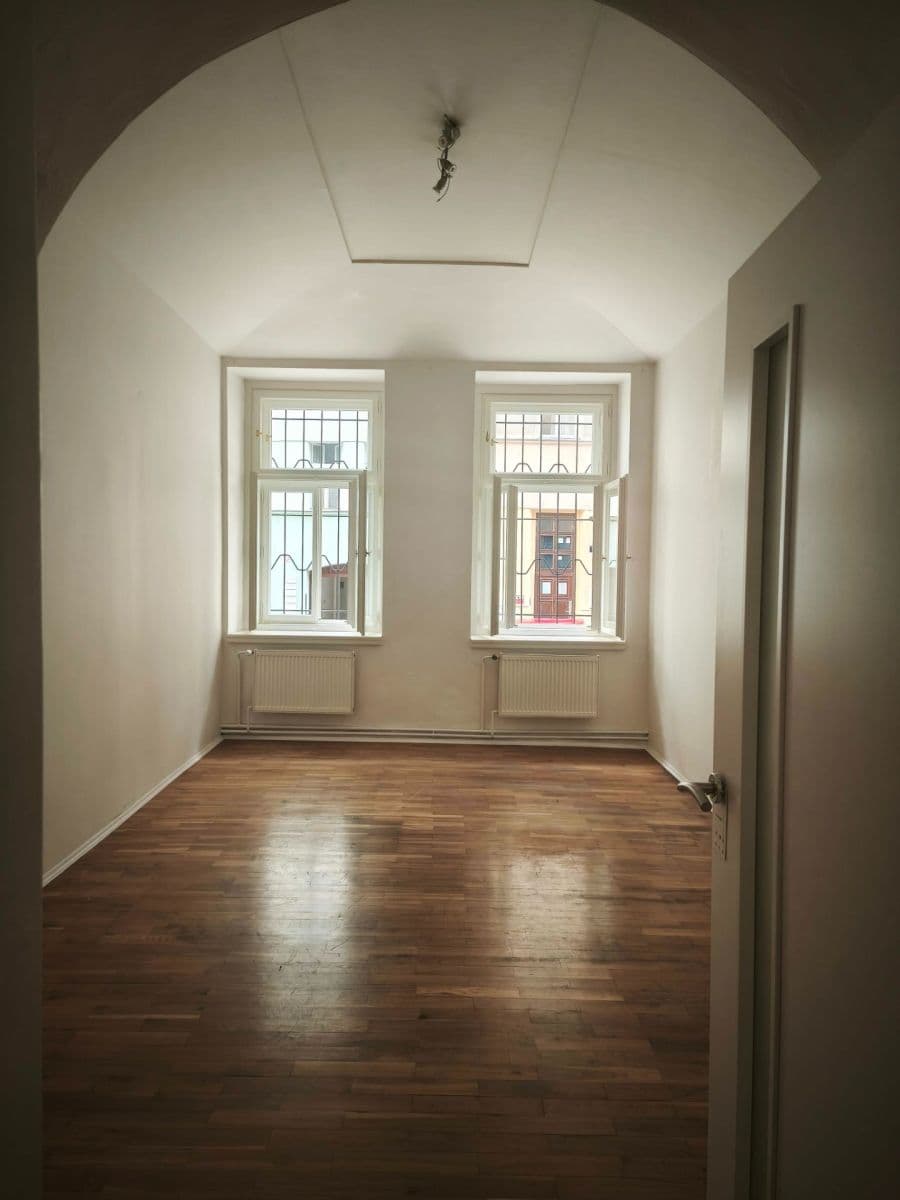 2 bedroom with open-plan kitchen flat to rent, 70 m², Cimburkova, Prague, Prague 2 bedroom with open-plan kitchen flat to rent, 70 m², Cimburkova, Prague, Prague