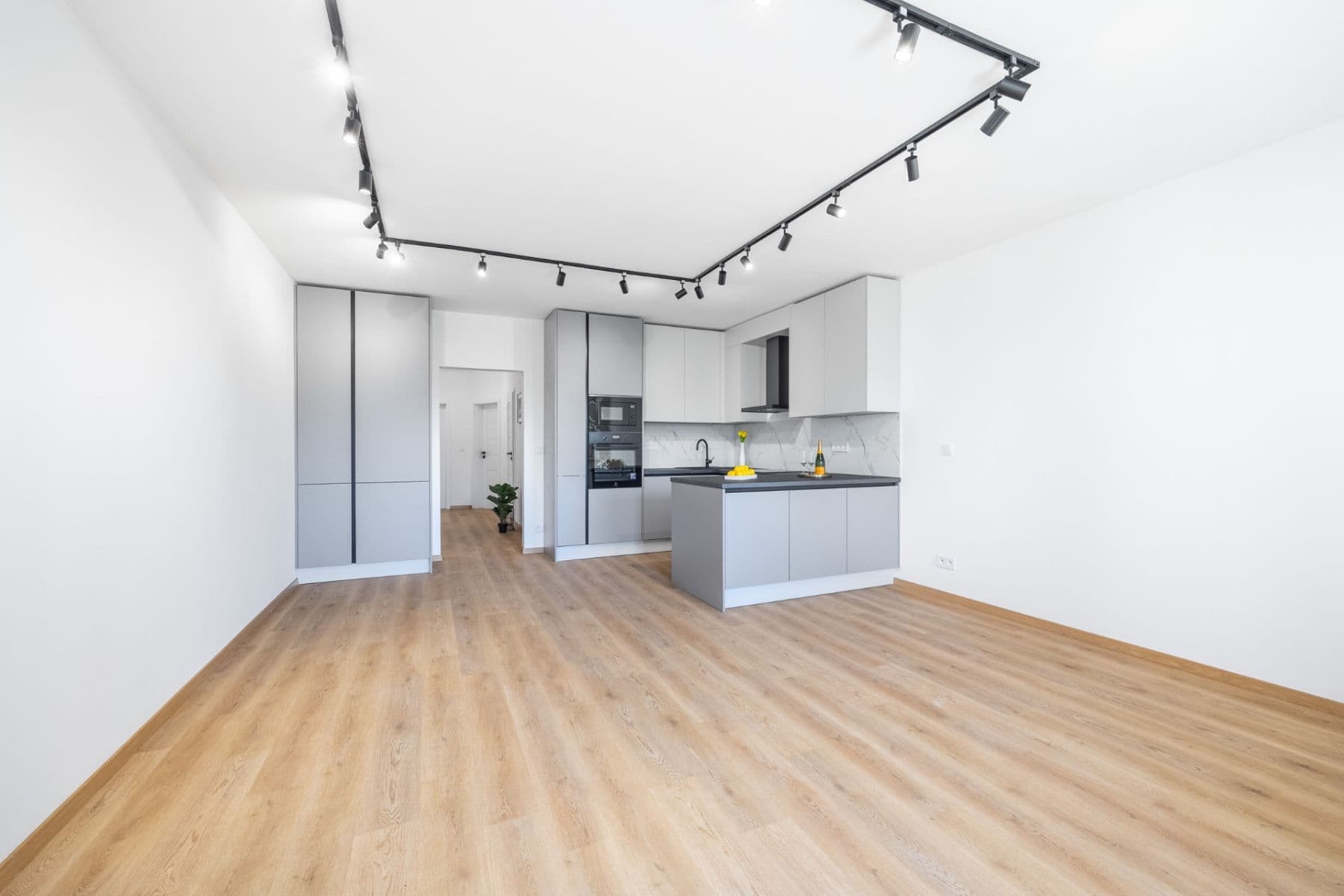2 bedroom with open-plan kitchen flat for sale, 92 m², Pražská, Prague, Prague 2 bedroom with open-plan kitchen flat for sale, 92 m², Pražská, Prague, Prague