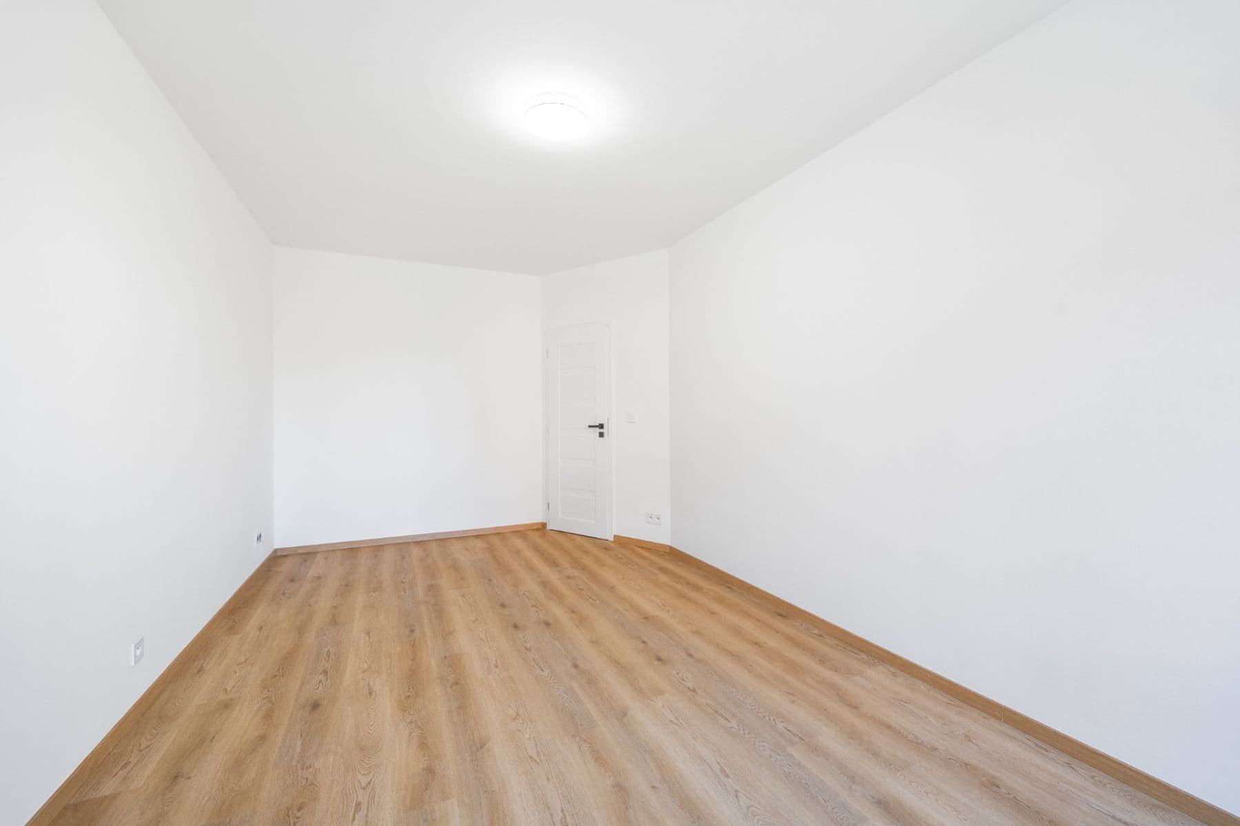 2 bedroom with open-plan kitchen flat for sale, 92 m², Pražská, Prague, Prague 2 bedroom with open-plan kitchen flat for sale, 92 m², Pražská, Prague, Prague
