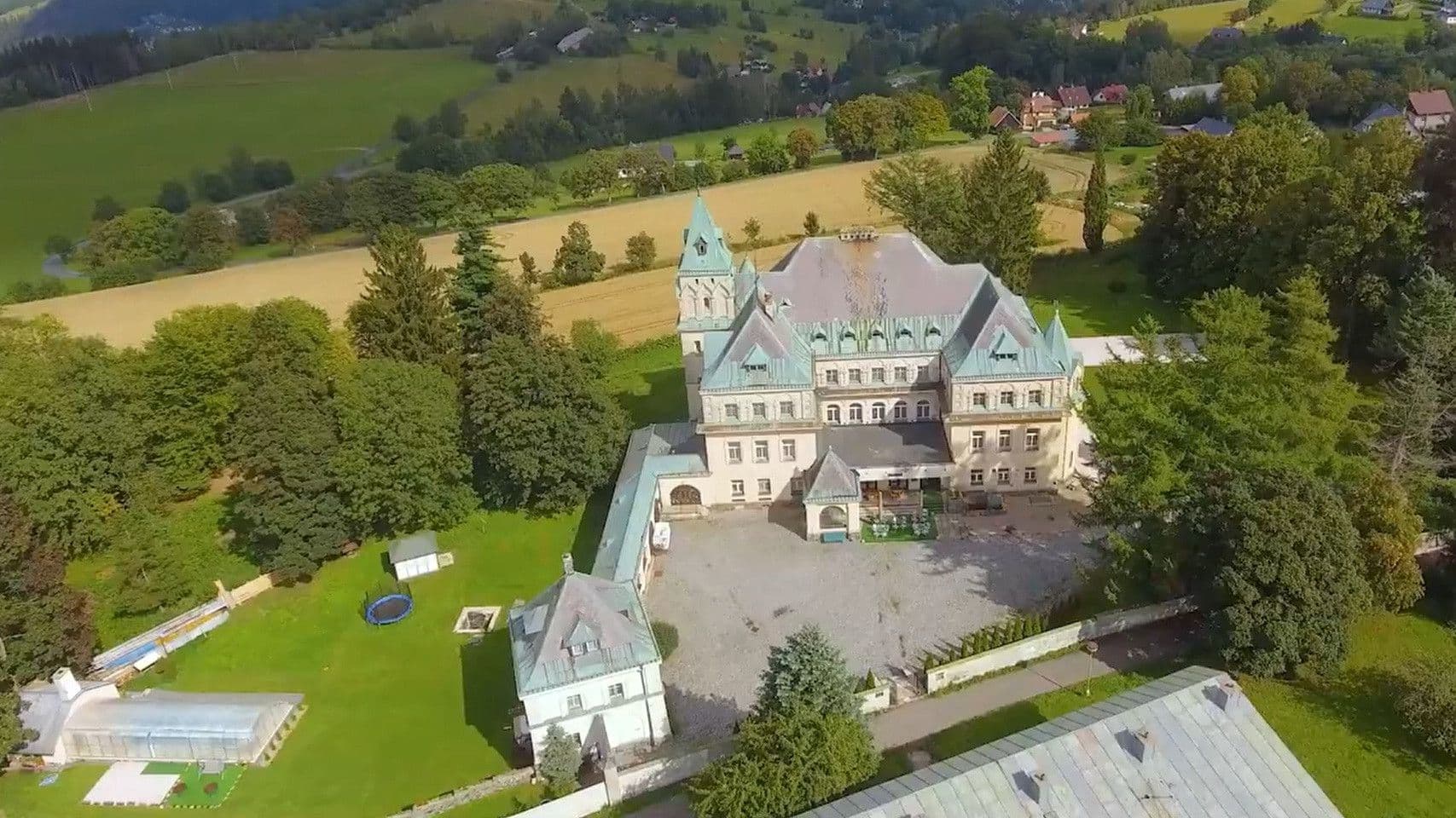 house to rent, 3,711 m², Lyžařská, Vysoké nad Jizerou, Liberecký Region house to rent, 3,711 m², Lyžařská, Vysoké nad Jizerou, Liberecký Region