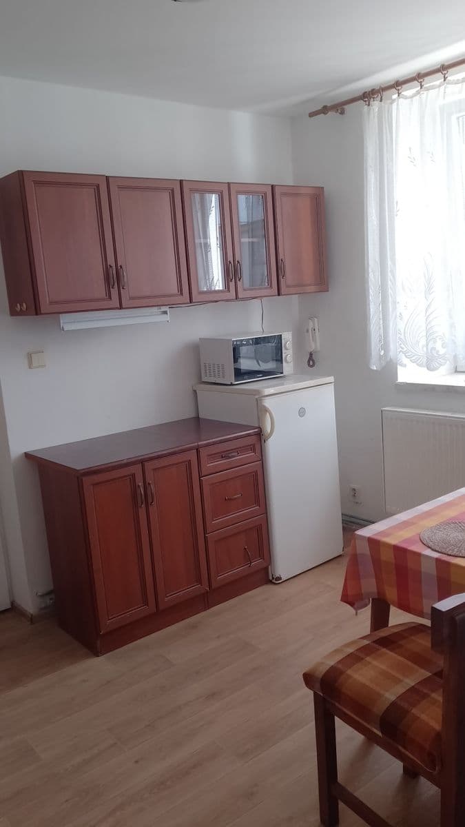 1 bedroom flat to rent, 48 m², Mozartova, Plzeň, Plzeňský Region 1 bedroom flat to rent, 48 m², Mozartova, Plzeň, Plzeňský Region