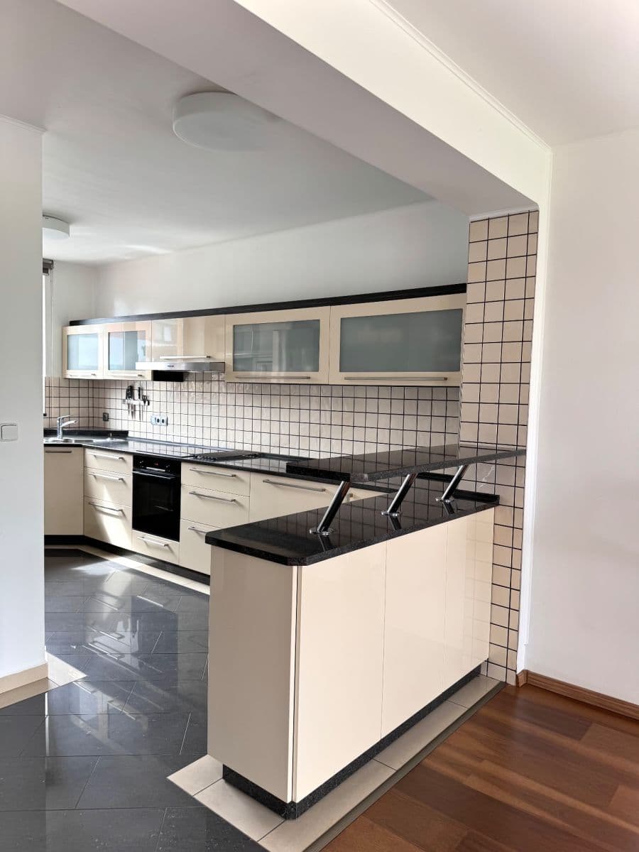 house for sale, 182 m², Kruhová, Nupaky, Středočeský Region house for sale, 182 m², Kruhová, Nupaky, Středočeský Region