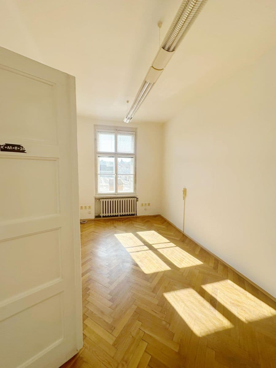 office to rent, 45 m², Senovážné náměstí, Prague, Prague office to rent, 45 m², Senovážné náměstí, Prague, Prague