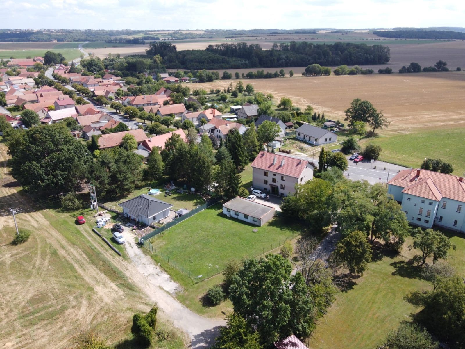 plot for sale, 913 m², Ostrov, Pardubický Region plot for sale, 913 m², Ostrov, Pardubický Region