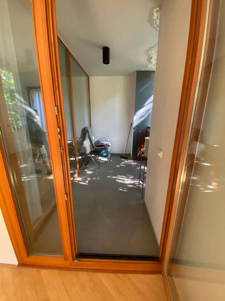 1 bedroom with open-plan kitchen flat to rent, 55 m², U Nikolajky, Prague, Prague 1 bedroom with open-plan kitchen flat to rent, 55 m², U Nikolajky, Prague, Prague