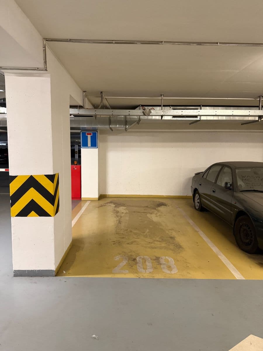 1 bedroom with open-plan kitchen flat for sale, 43 m², Hnězdenská, Prague, Prague 1 bedroom with open-plan kitchen flat for sale, 43 m², Hnězdenská, Prague, Prague