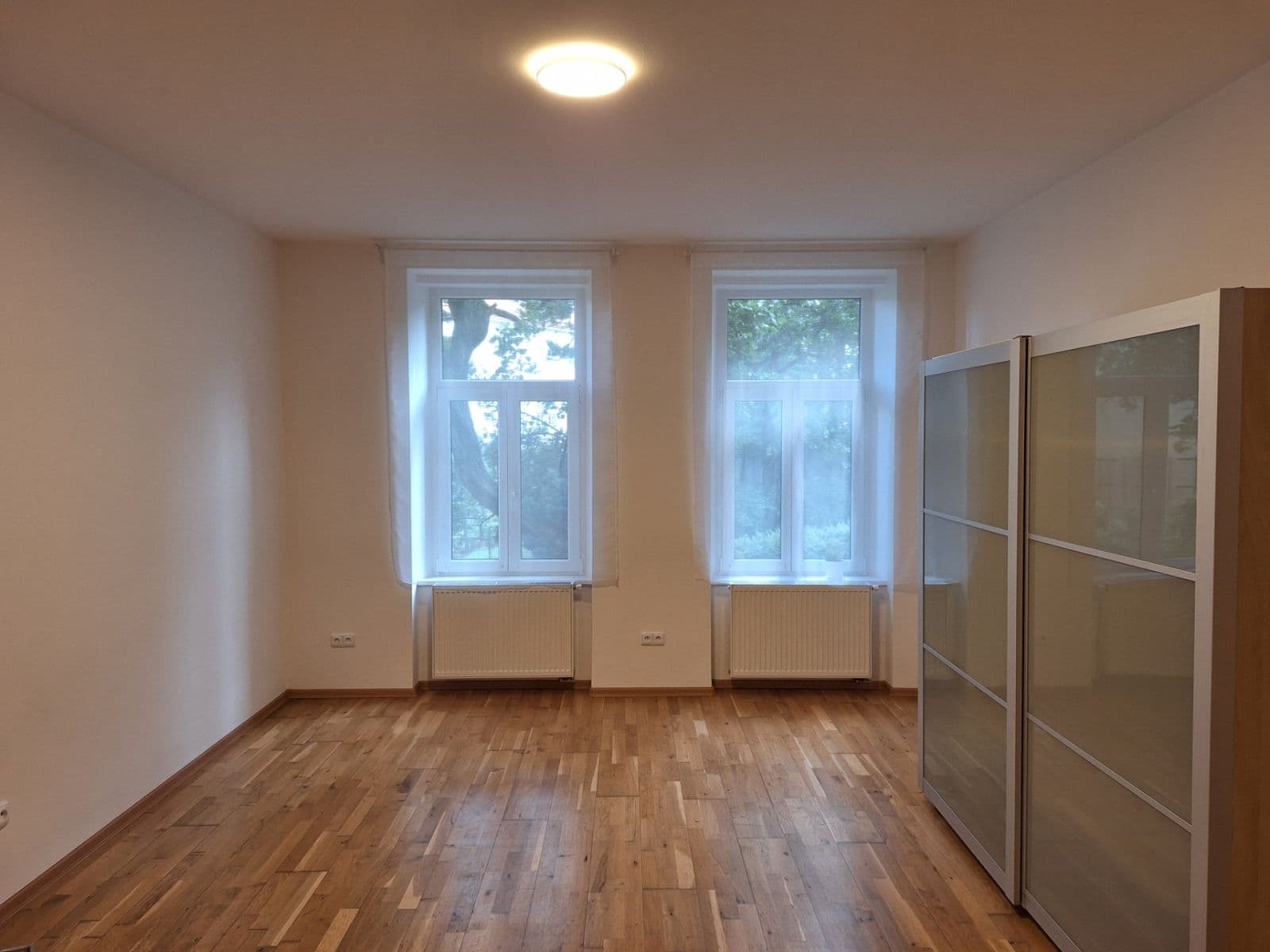 1 bedroom with open-plan kitchen flat to rent, 48 m², Zachova, Brno, Jihomoravský Region 1 bedroom with open-plan kitchen flat to rent, 48 m², Zachova, Brno, Jihomoravský Region
