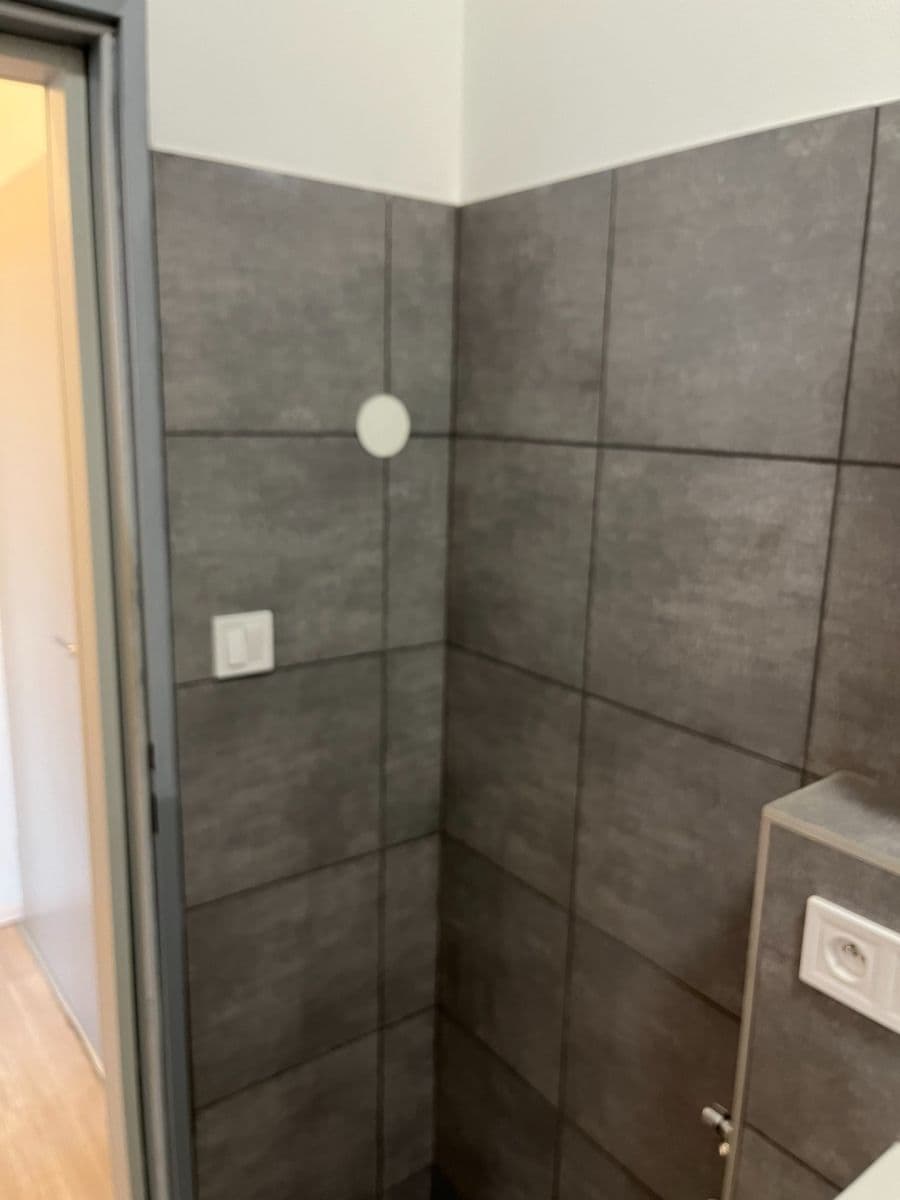 Studio flat to rent, 45 m², U Uhříněveské obory, Prague, Prague Studio flat to rent, 45 m², U Uhříněveské obory, Prague, Prague