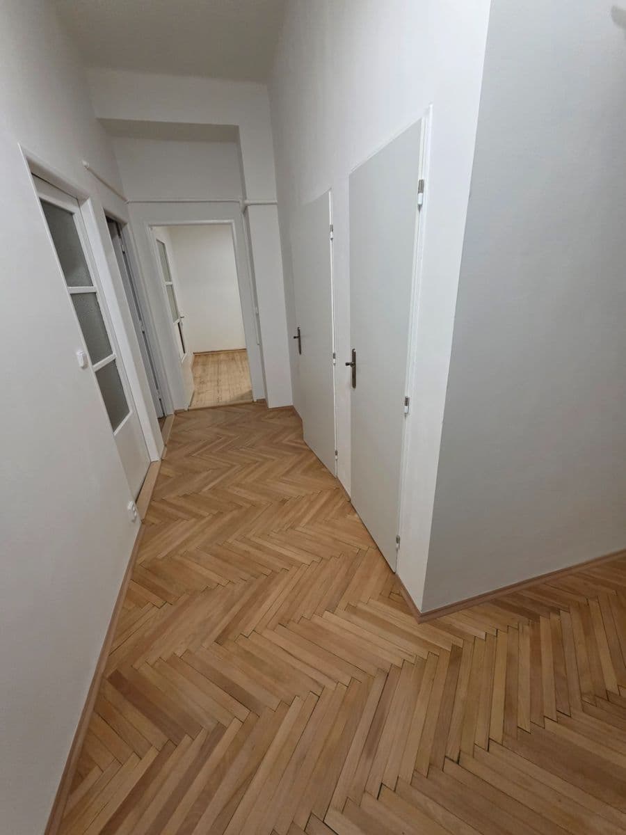 2 bedroom flat to rent, 77 m², Zelinářská, Prague, Prague 2 bedroom flat to rent, 77 m², Zelinářská, Prague, Prague