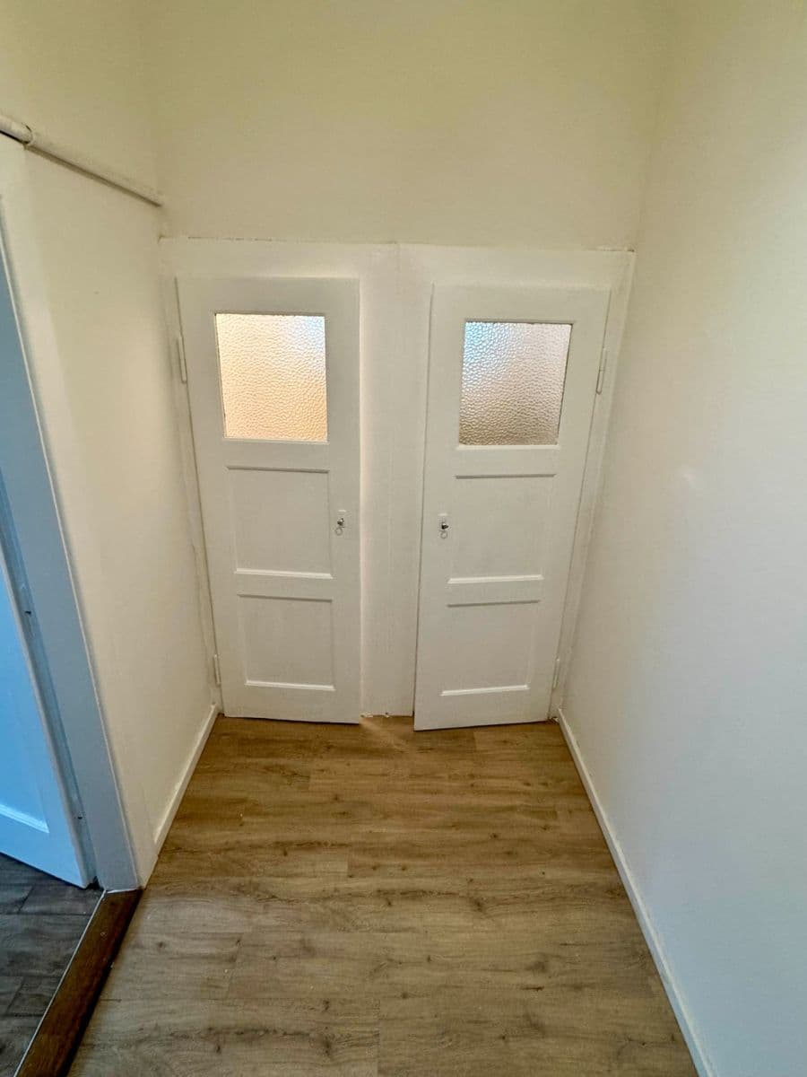 Studio flat for sale, 36 m², Na Jezerce, Prague, Prague Studio flat for sale, 36 m², Na Jezerce, Prague, Prague