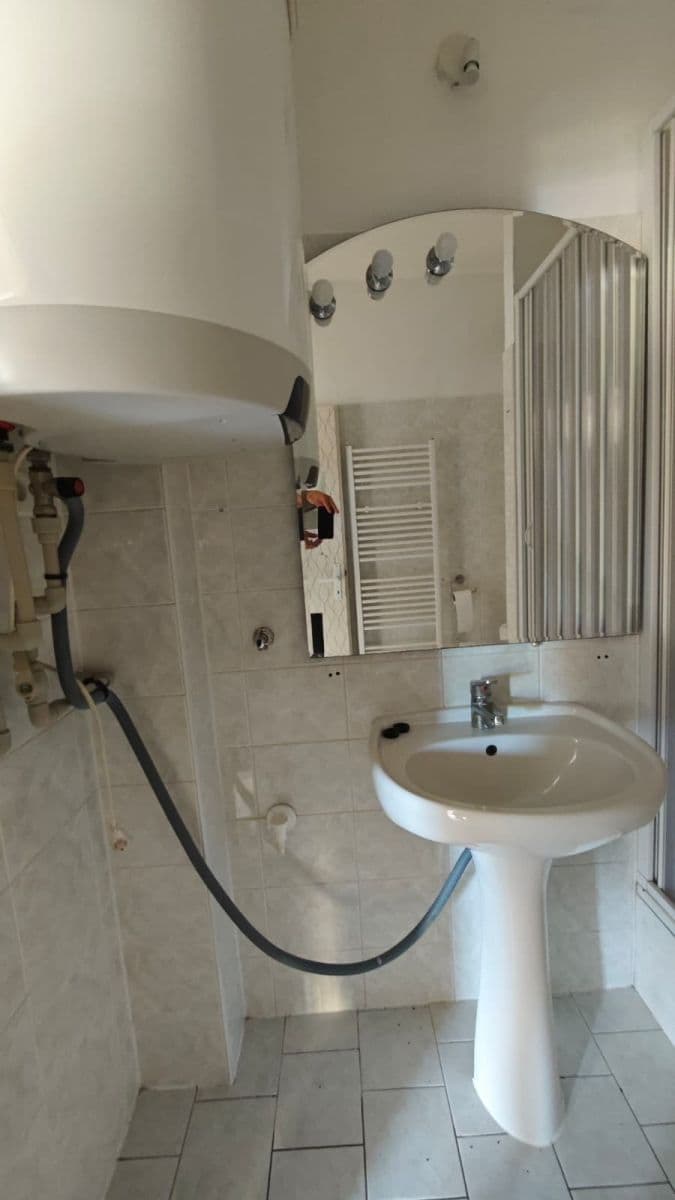 1 bedroom with open-plan kitchen flat to rent, 34 m², Vojtěcha Lanny, Kladno, Středočeský Region 1 bedroom with open-plan kitchen flat to rent, 34 m², Vojtěcha Lanny, Kladno, Středočeský Region