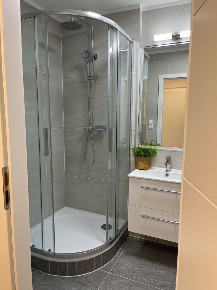 2 bedroom with open-plan kitchen flat to rent, 65 m², Kocianova, Prague, Prague 2 bedroom with open-plan kitchen flat to rent, 65 m², Kocianova, Prague, Prague