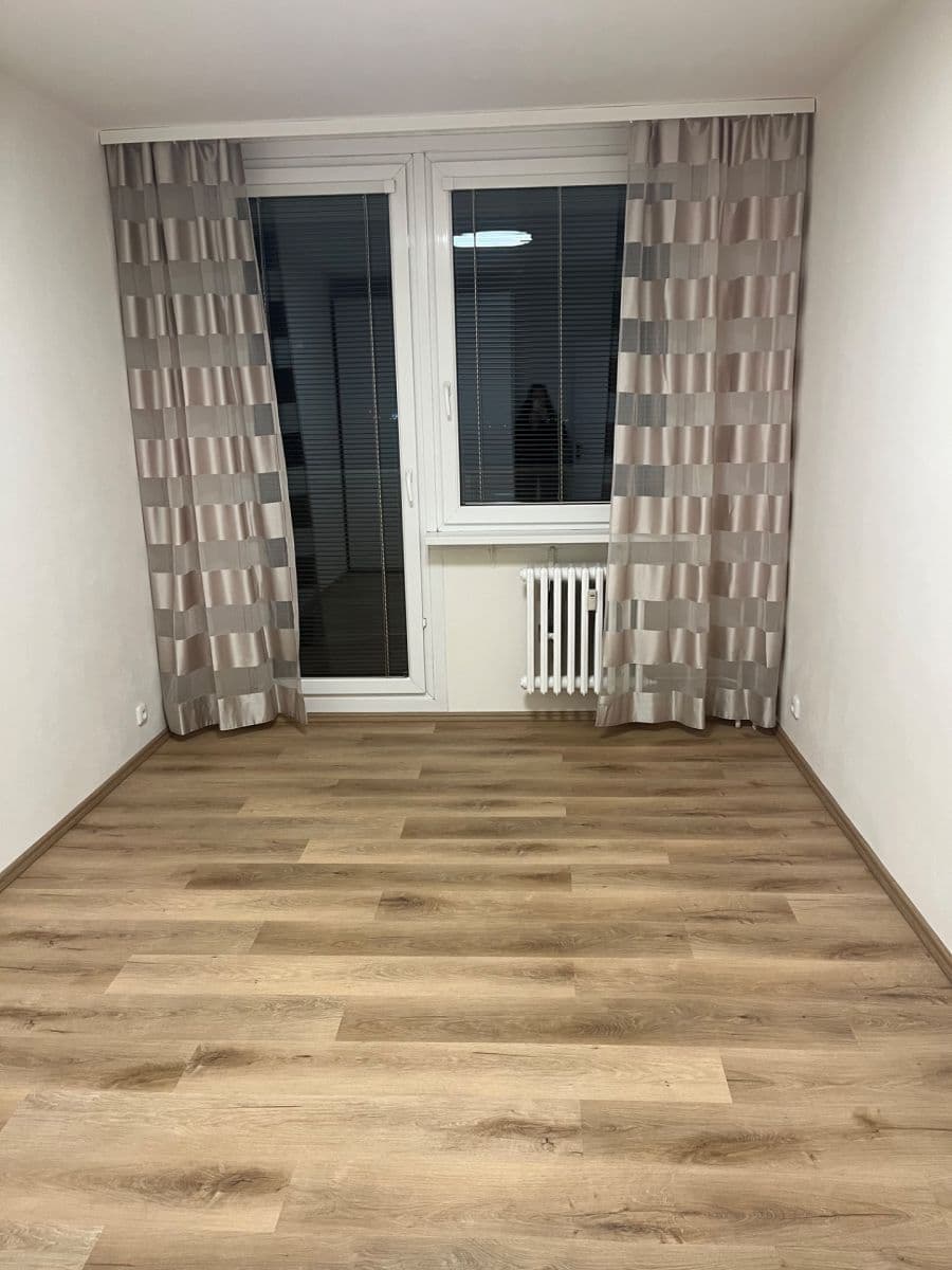 2 bedroom with open-plan kitchen flat to rent, 65 m², Kocianova, Prague, Prague 2 bedroom with open-plan kitchen flat to rent, 65 m², Kocianova, Prague, Prague