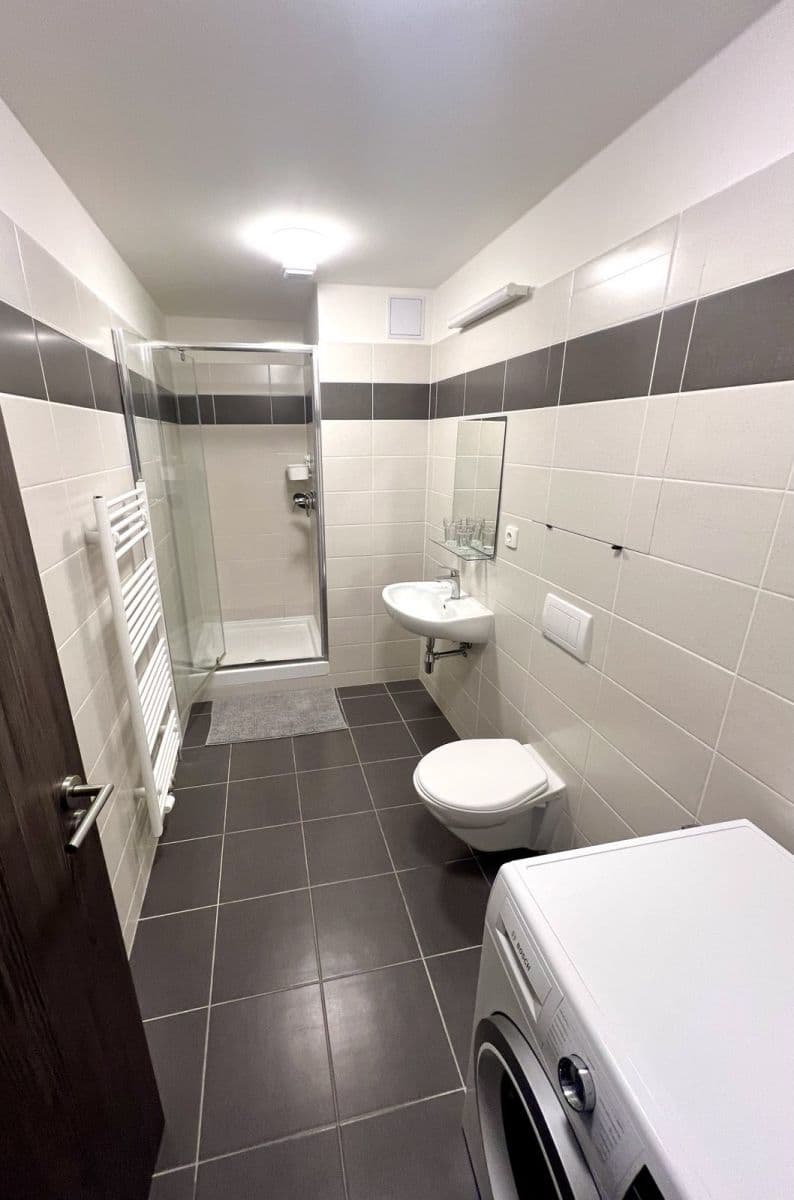 flat to rent, 66 m², Nemočnični ,, Plzeň, Plzeňský Region flat to rent, 66 m², Nemočnični ,, Plzeň, Plzeňský Region