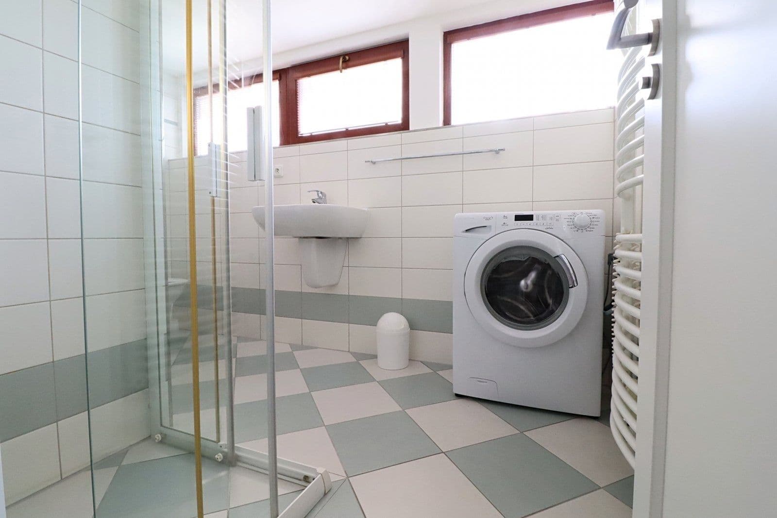 1 bedroom with open-plan kitchen flat to rent, 70 m², U garáží, Prague, Prague 1 bedroom with open-plan kitchen flat to rent, 70 m², U garáží, Prague, Prague