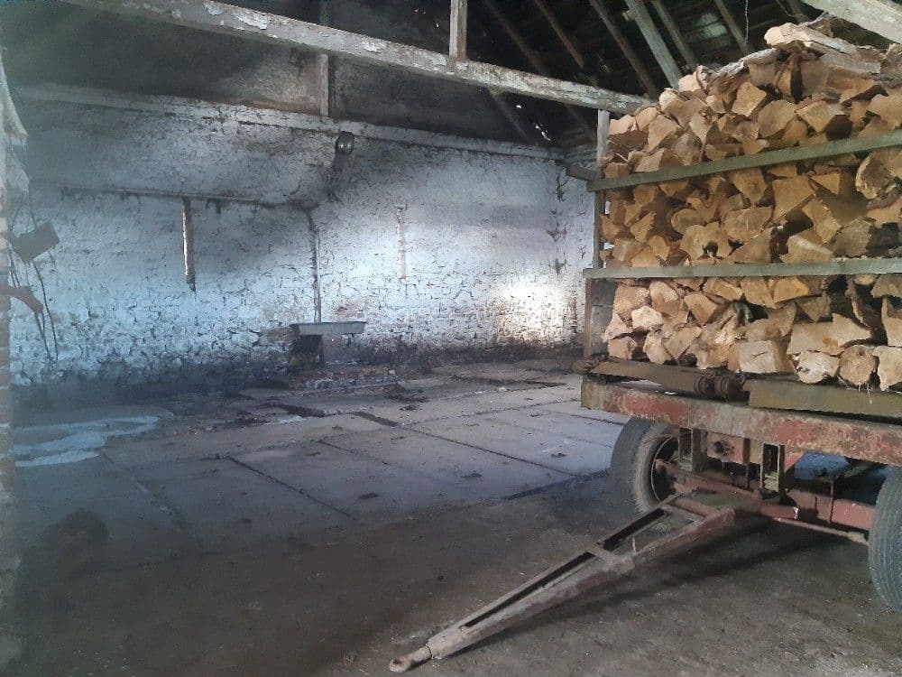 non-residential property to rent, 400 m², Stříbrná Lhota, Mníšek pod Brdy, Středočeský Region non-residential property to rent, 400 m², Stříbrná Lhota, Mníšek pod Brdy, Středočeský Region