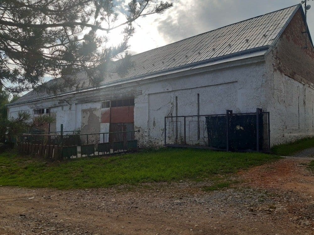 non-residential property to rent, 400 m², Stříbrná Lhota, Mníšek pod Brdy, Středočeský Region non-residential property to rent, 400 m², Stříbrná Lhota, Mníšek pod Brdy, Středočeský Region