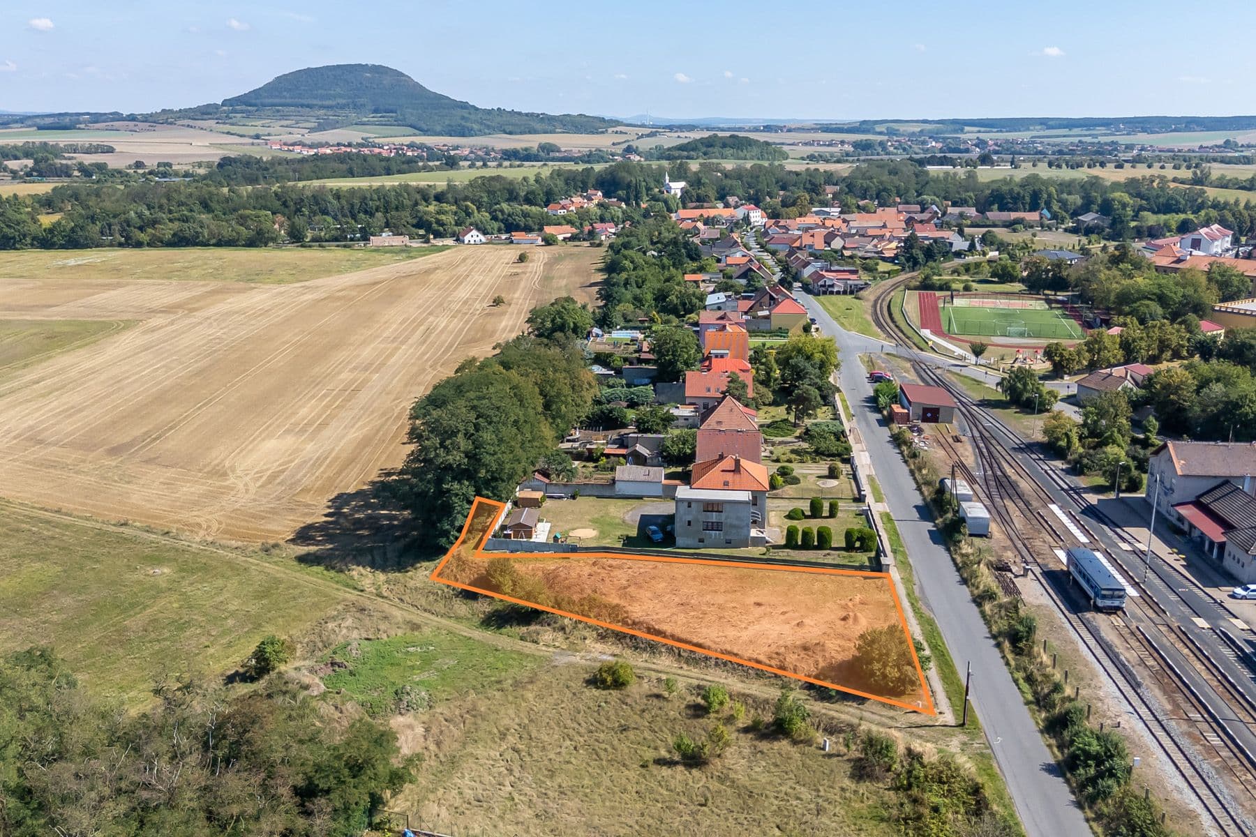 plot for sale, 1,528 m², Straškov-Vodochody, Ústecký Region plot for sale, 1,528 m², Straškov-Vodochody, Ústecký Region