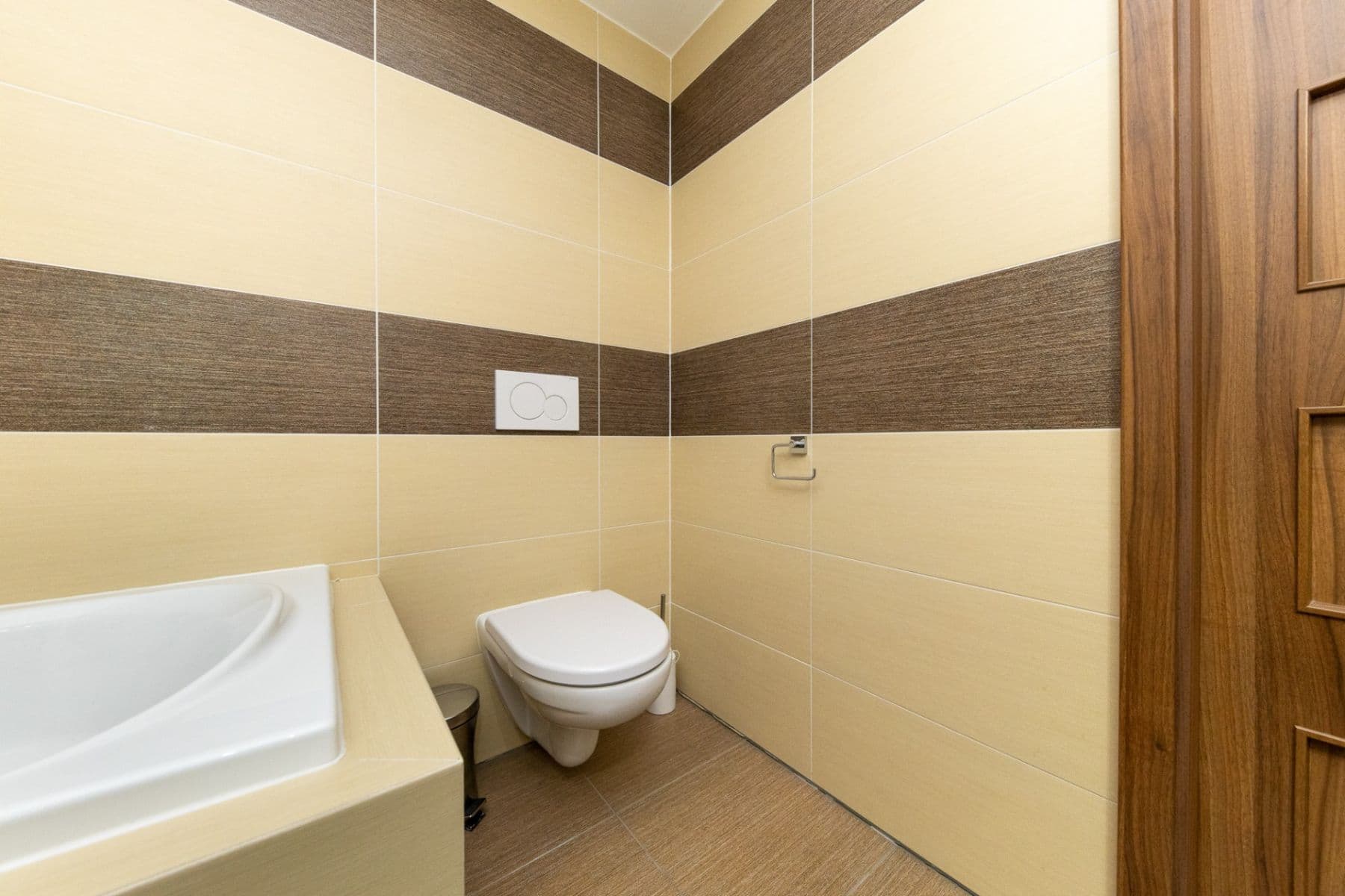 2 bedroom with open-plan kitchen flat for sale, 84 m², Kosmákova, Šlapanice, Jihomoravský Region 2 bedroom with open-plan kitchen flat for sale, 84 m², Kosmákova, Šlapanice, Jihomoravský Region