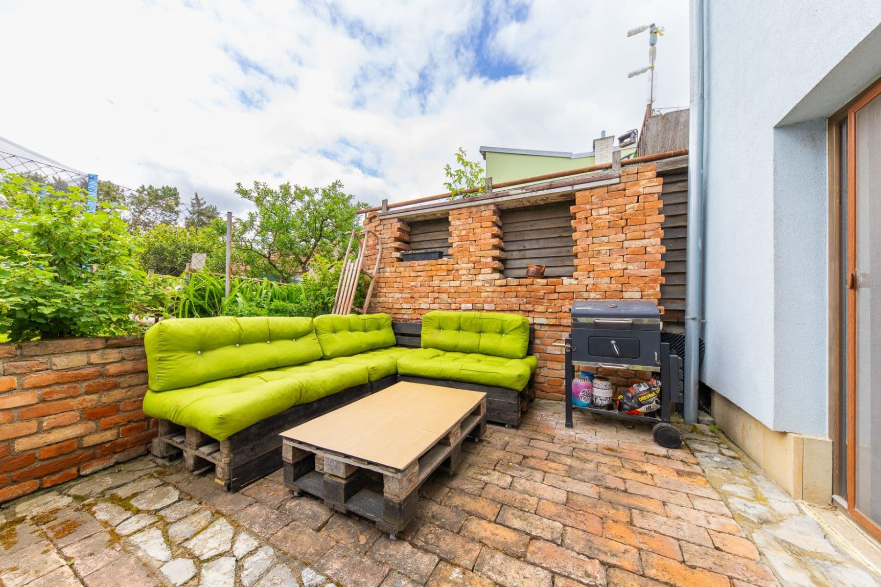 2 bedroom with open-plan kitchen flat for sale, 84 m², Kosmákova, Šlapanice, Jihomoravský Region 2 bedroom with open-plan kitchen flat for sale, 84 m², Kosmákova, Šlapanice, Jihomoravský Region