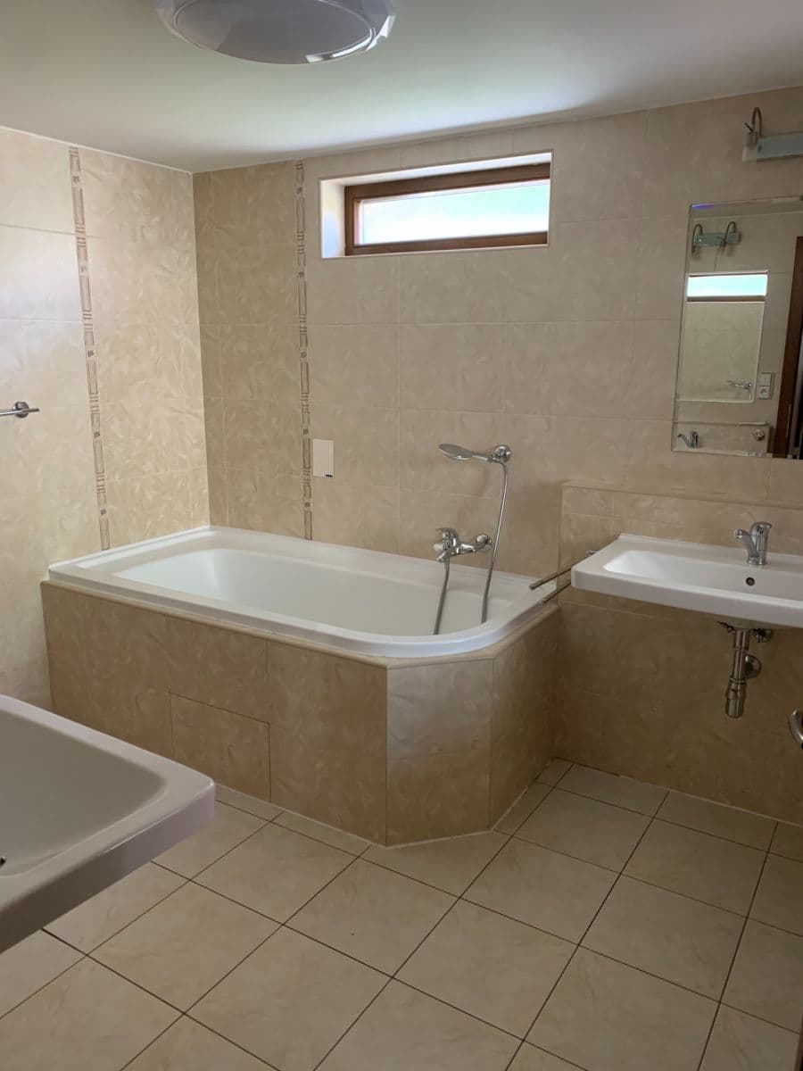 house to rent, 116 m², Pobřežní, Kutná Hora, Středočeský Region house to rent, 116 m², Pobřežní, Kutná Hora, Středočeský Region