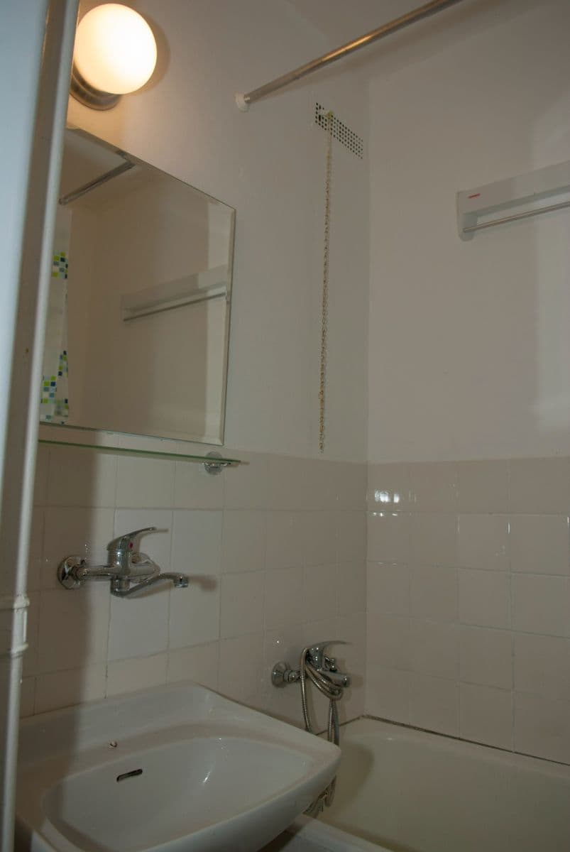 3 bedroom flat to rent, 59 m², Cyprichova, Rača, Bratislavský Region 3 bedroom flat to rent, 59 m², Cyprichova, Rača, Bratislavský Region