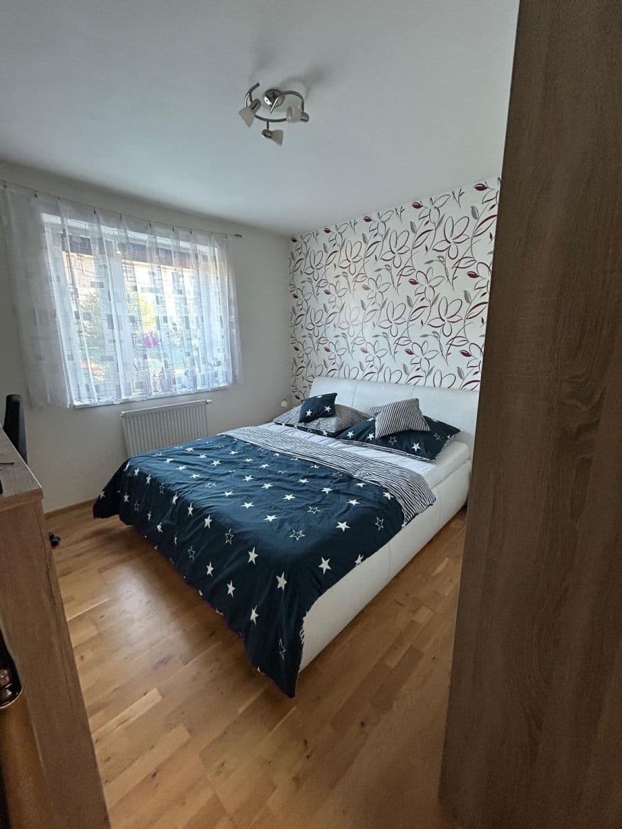 2 bedroom with open-plan kitchen flat to rent, 64 m², Vichrova, Lysá nad Labem, Středočeský Region 2 bedroom with open-plan kitchen flat to rent, 64 m², Vichrova, Lysá nad Labem, Středočeský Region