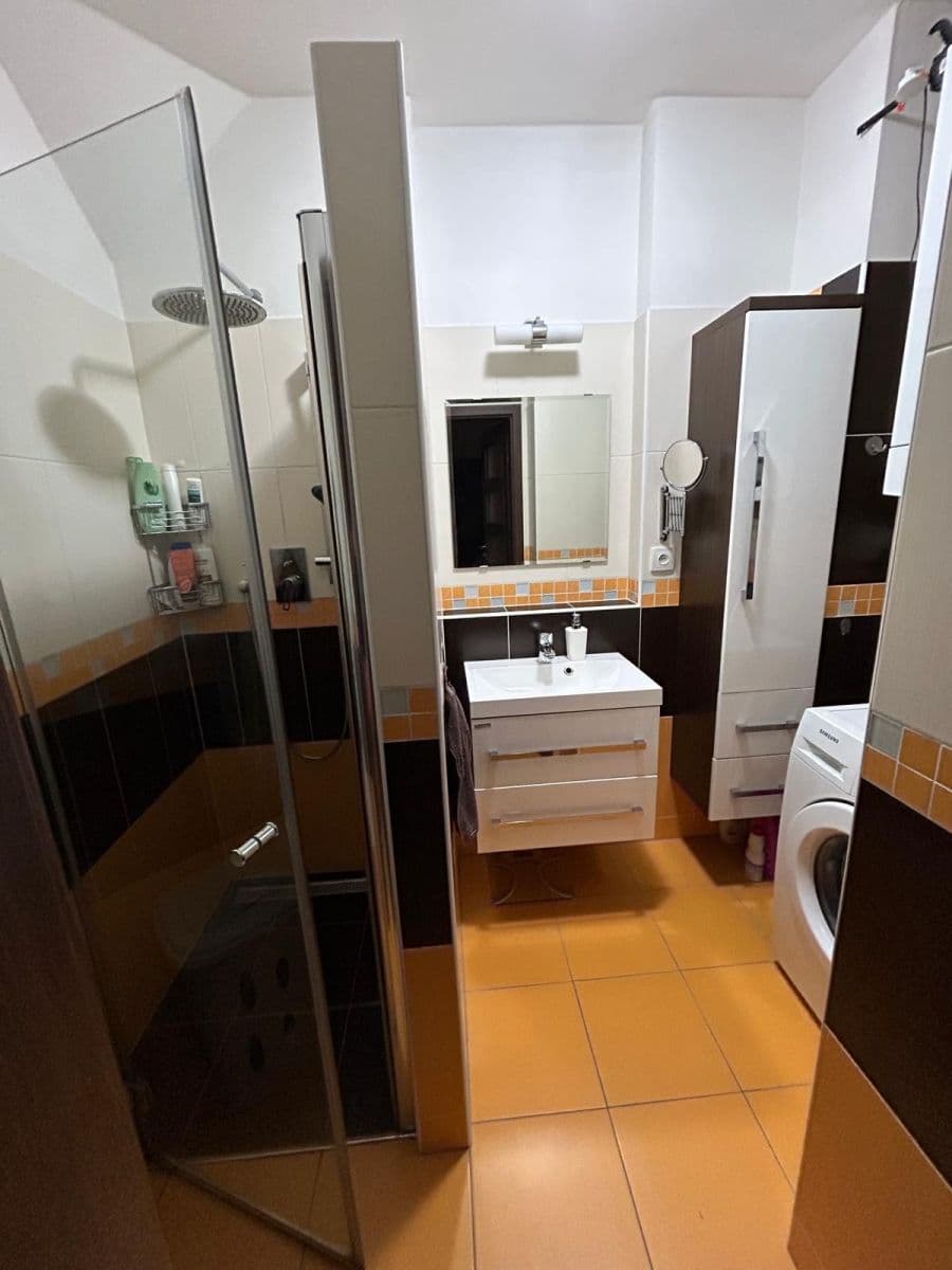 2 bedroom with open-plan kitchen flat to rent, 64 m², Vichrova, Lysá nad Labem, Středočeský Region 2 bedroom with open-plan kitchen flat to rent, 64 m², Vichrova, Lysá nad Labem, Středočeský Region