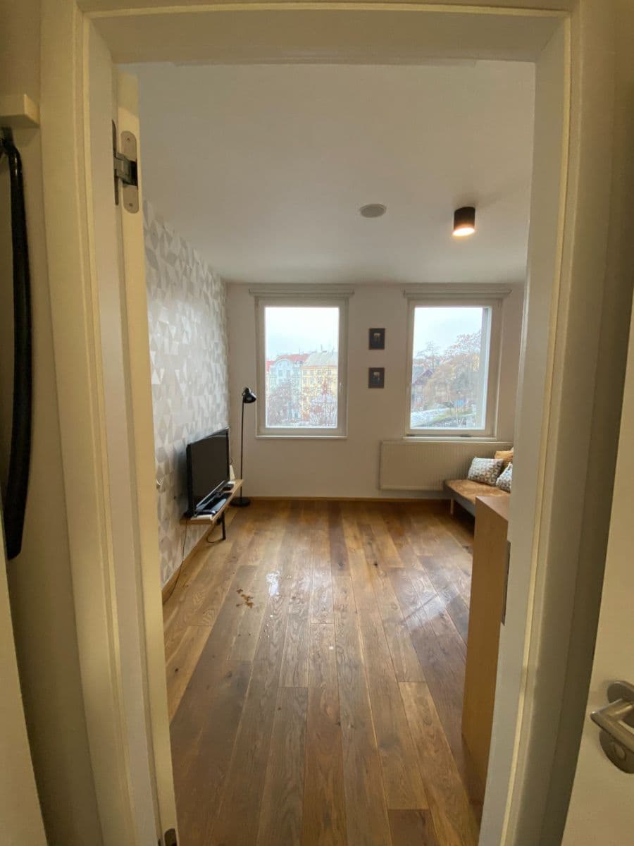 Studio flat to rent, 26 m², Perucká, Prague, Prague Studio flat to rent, 26 m², Perucká, Prague, Prague