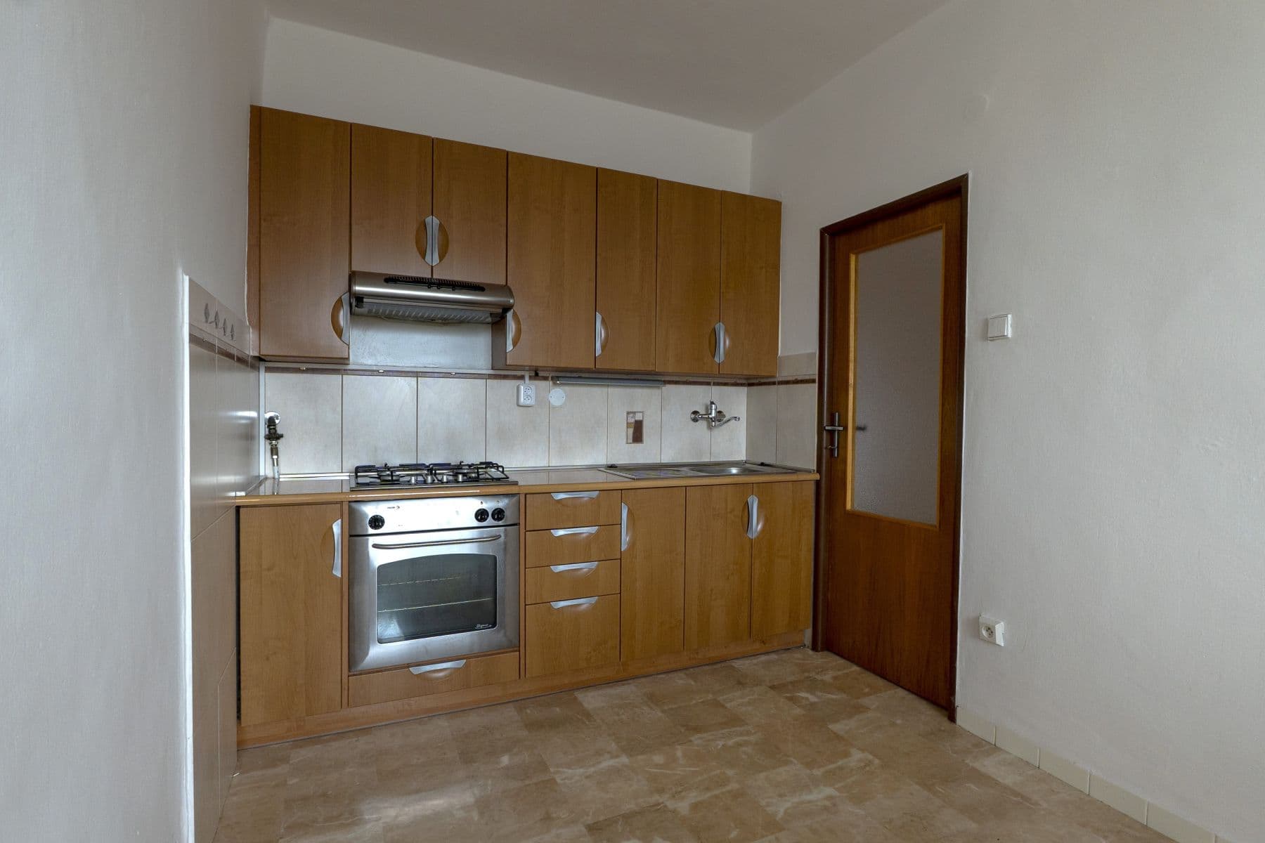 3 bedroom flat for sale, 71 m², Luďka Matury, Pardubice, Pardubický Region 3 bedroom flat for sale, 71 m², Luďka Matury, Pardubice, Pardubický Region