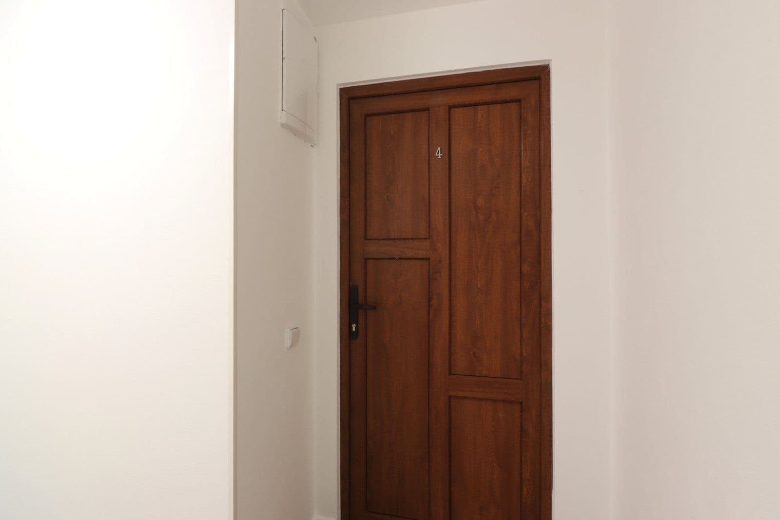 1 bedroom with open-plan kitchen flat to rent, 48 m², Za bažantnicí, Prague, Prague 1 bedroom with open-plan kitchen flat to rent, 48 m², Za bažantnicí, Prague, Prague