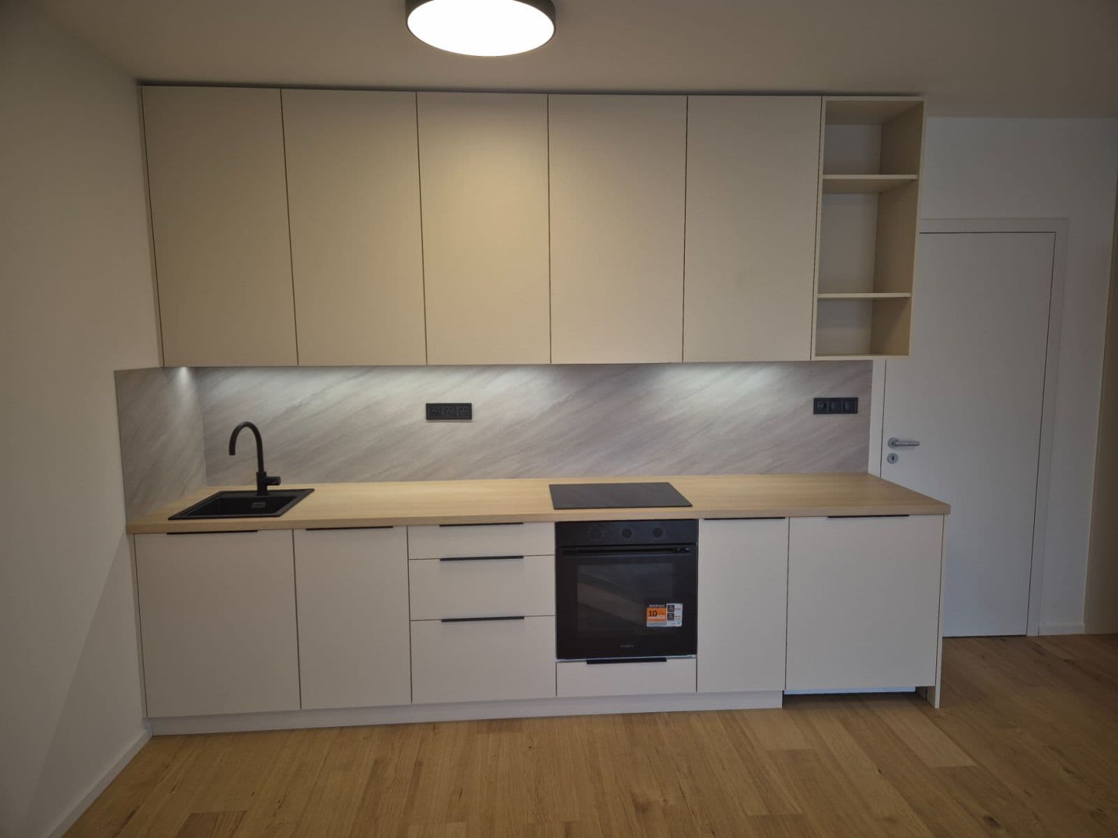 Studio flat to rent, 37 m², Bratislavská, Brno, Jihomoravský Region Studio flat to rent, 37 m², Bratislavská, Brno, Jihomoravský Region