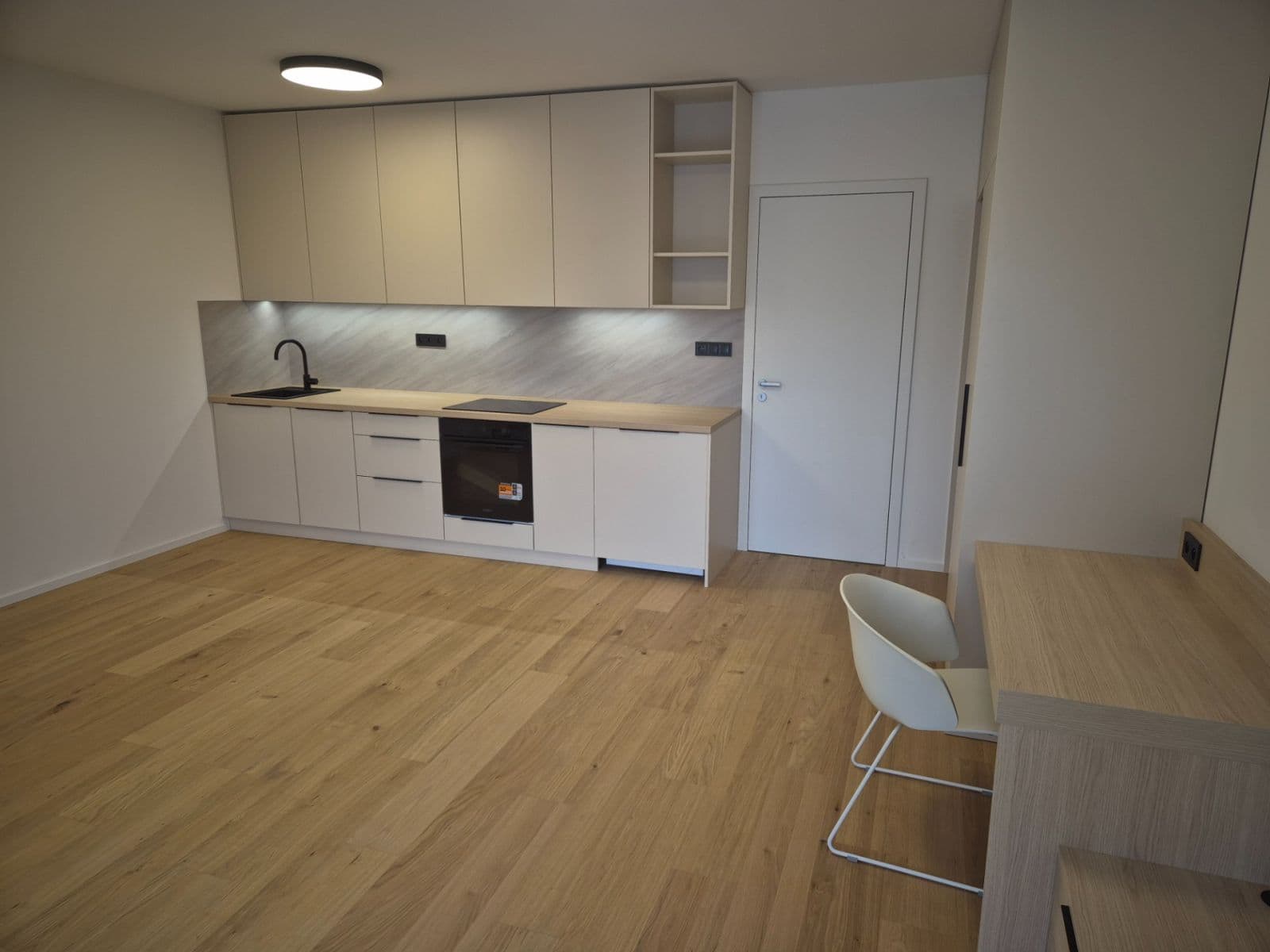 Studio flat to rent, 37 m², Bratislavská, Brno, Jihomoravský Region Studio flat to rent, 37 m², Bratislavská, Brno, Jihomoravský Region