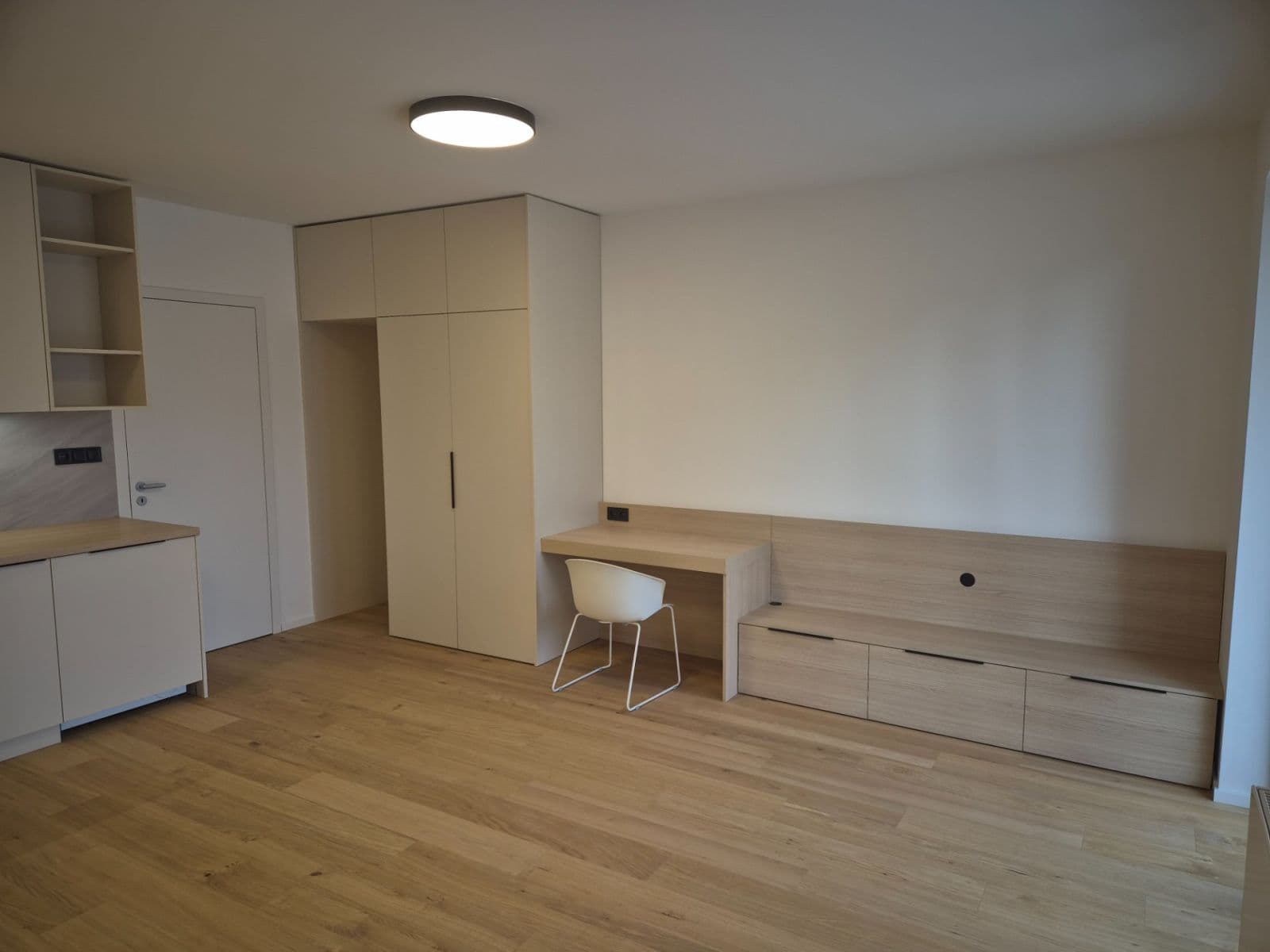 Studio flat to rent, 37 m², Bratislavská, Brno, Jihomoravský Region Studio flat to rent, 37 m², Bratislavská, Brno, Jihomoravský Region