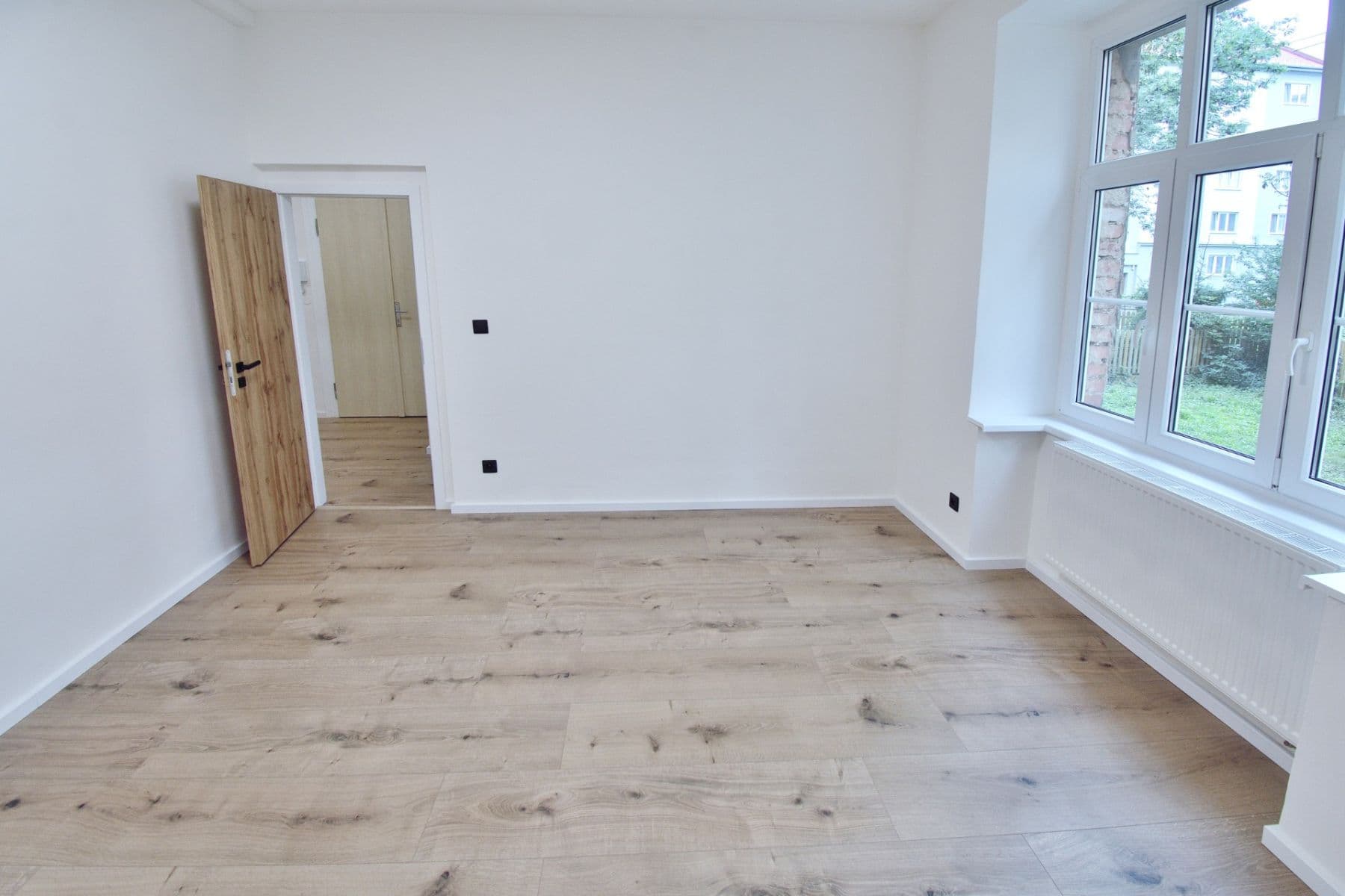 2 bedroom with open-plan kitchen flat for sale, 77 m², náměstí Českých bratří, Plzeň, Plzeňský Region 2 bedroom with open-plan kitchen flat for sale, 77 m², náměstí Českých bratří, Plzeň, Plzeňský Region