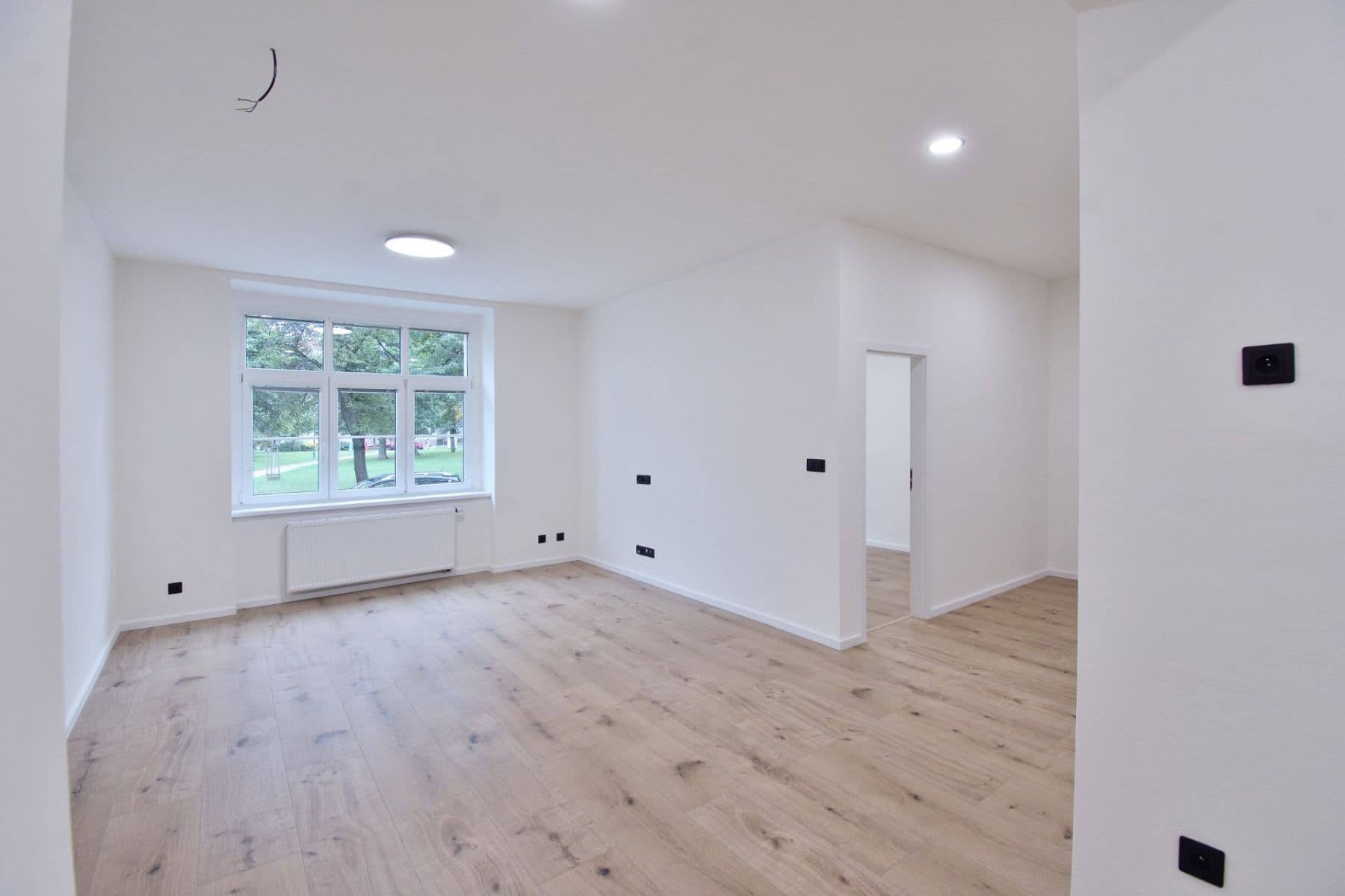 2 bedroom with open-plan kitchen flat for sale, 77 m², náměstí Českých bratří, Plzeň, Plzeňský Region 2 bedroom with open-plan kitchen flat for sale, 77 m², náměstí Českých bratří, Plzeň, Plzeňský Region