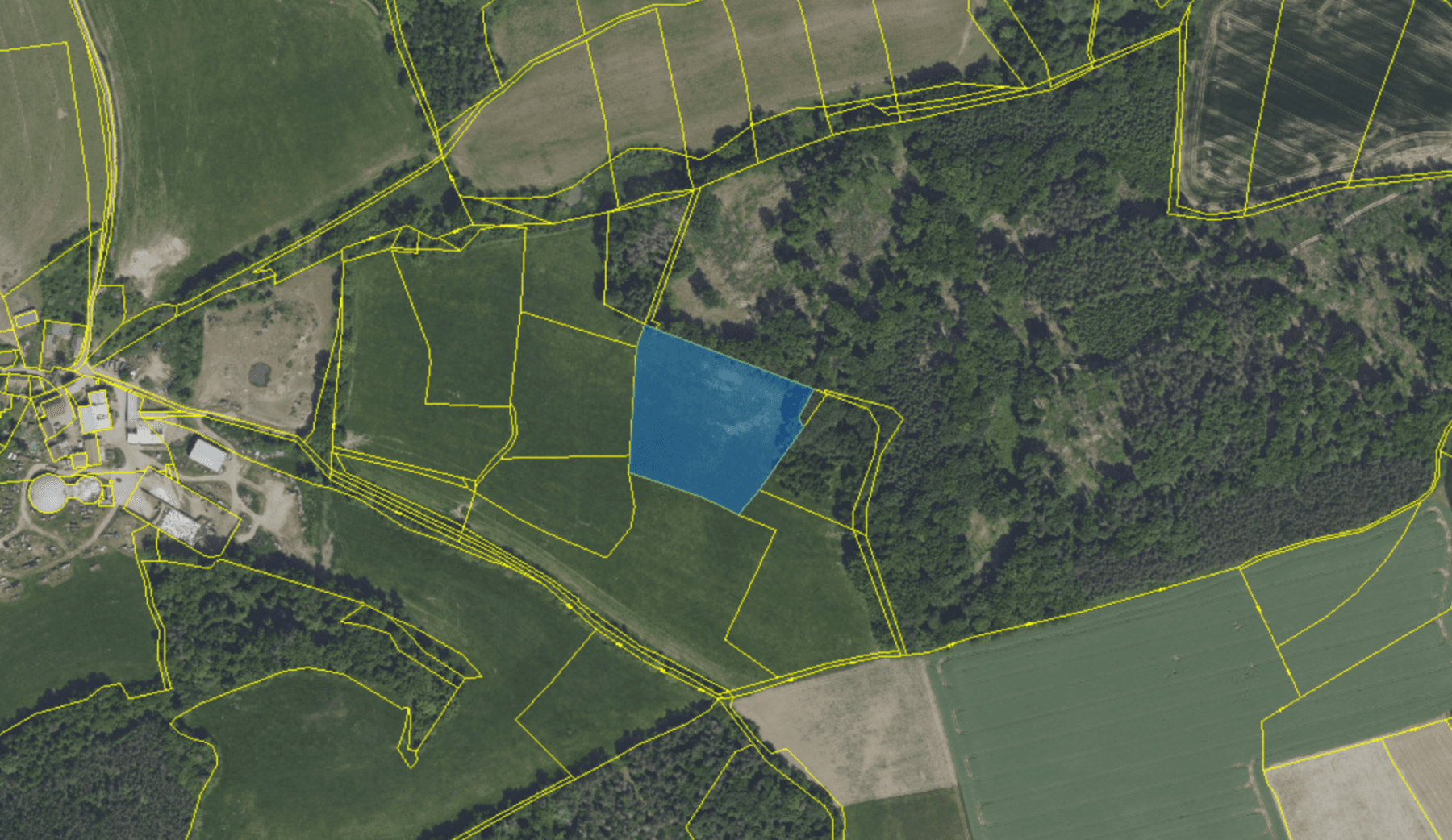 plot for sale, 12,682 m², Netvořice, Středočeský Region plot for sale, 12,682 m², Netvořice, Středočeský Region